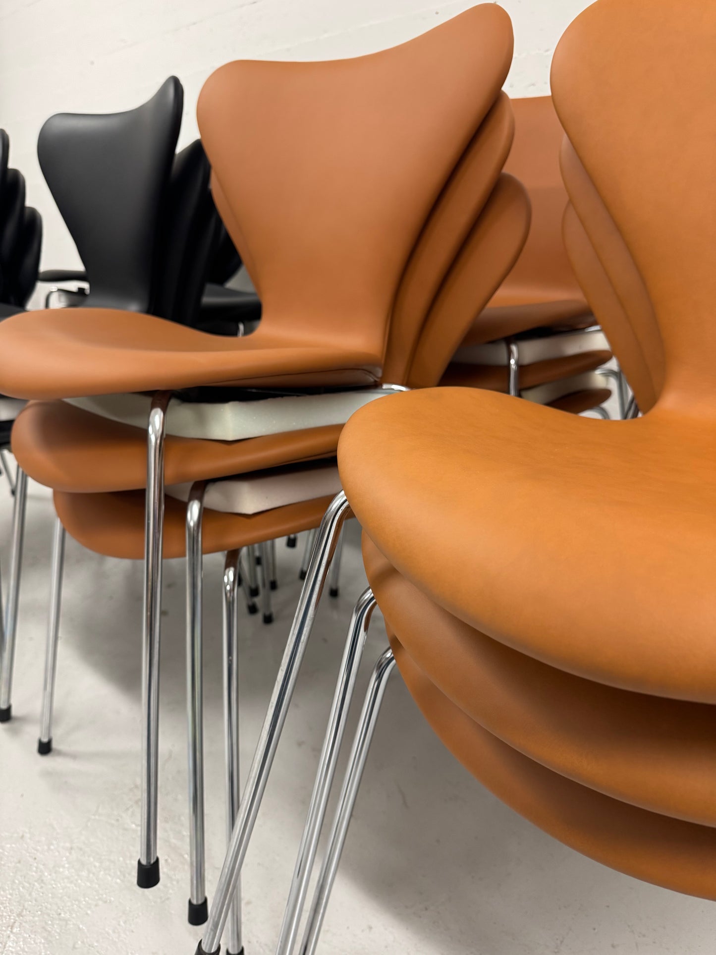 Nypolstret Arne Jacobsen klassikere, Fritz Hansen.
