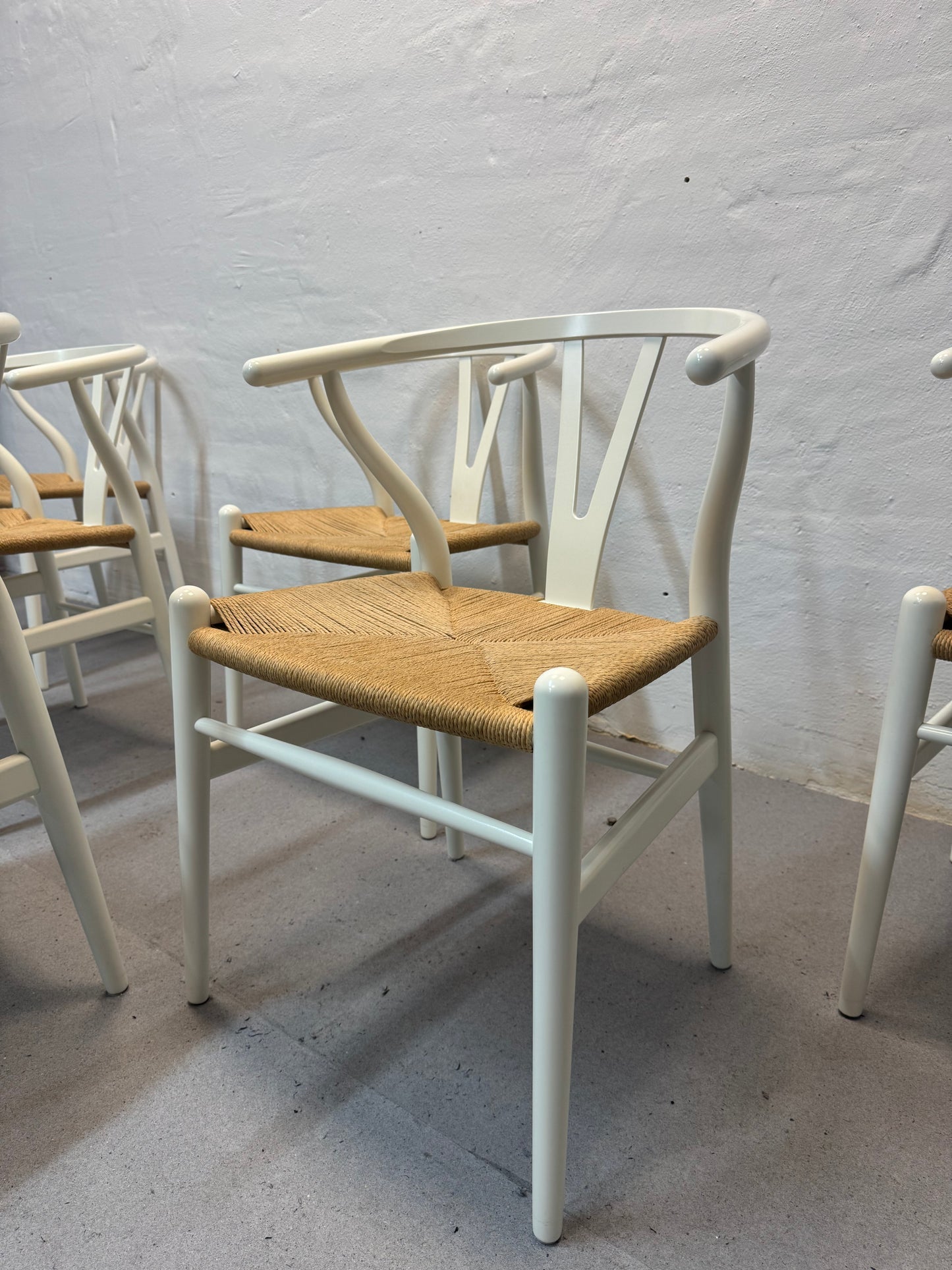 Hans J. Wegner ‘CH24’ ‘Y-stolen’ fremstillet hos Carl Hansen & Søn.