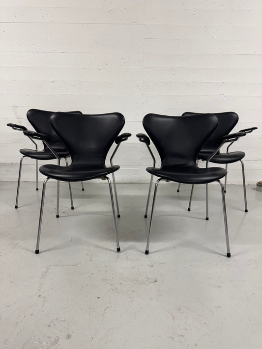 Arne Jacobsen ‘Syveren/3207’ Fritz Hansen.