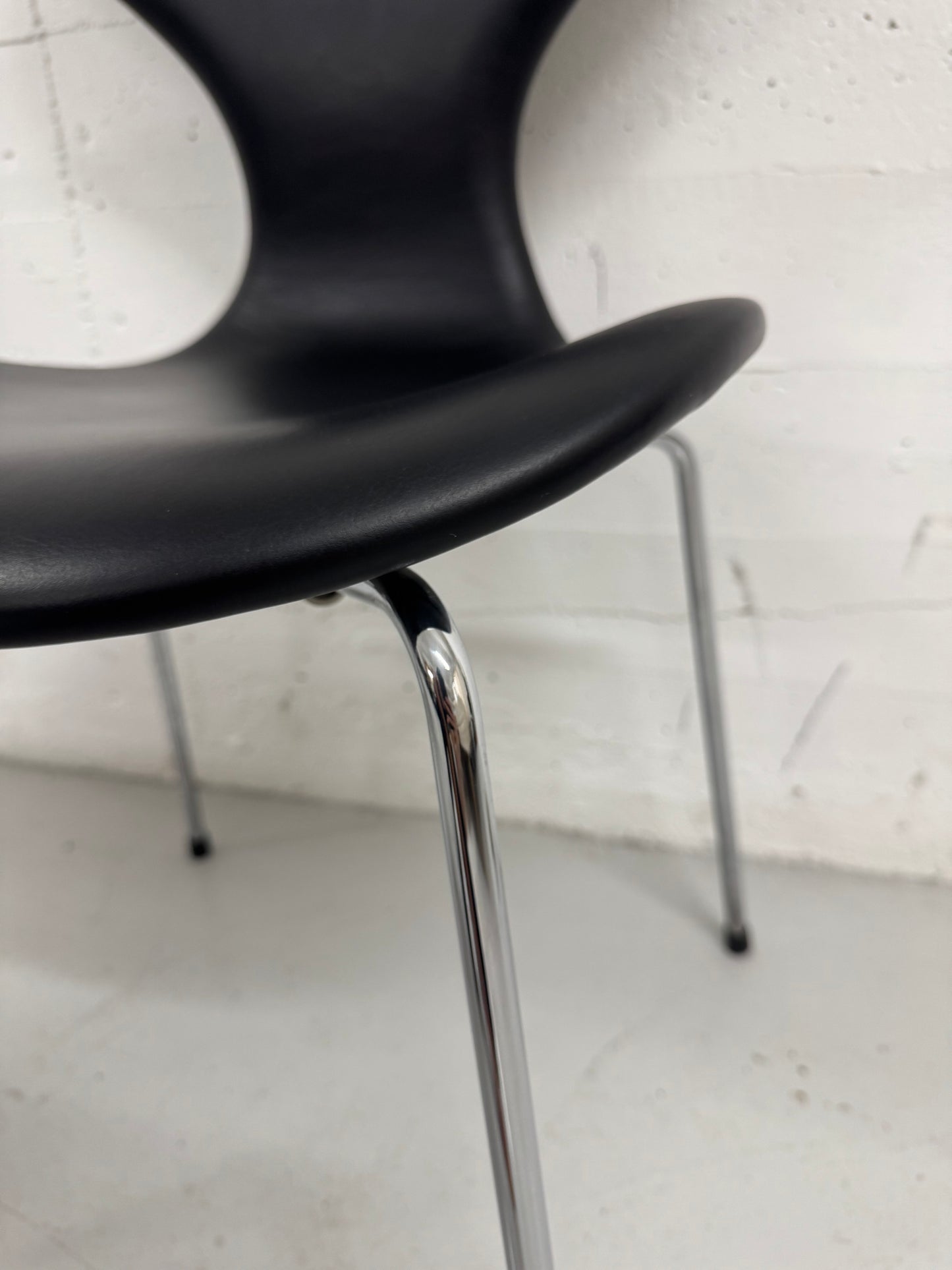 Arne Jacobsen ‘mågen/liljen/3108’ Fritz Hansen.