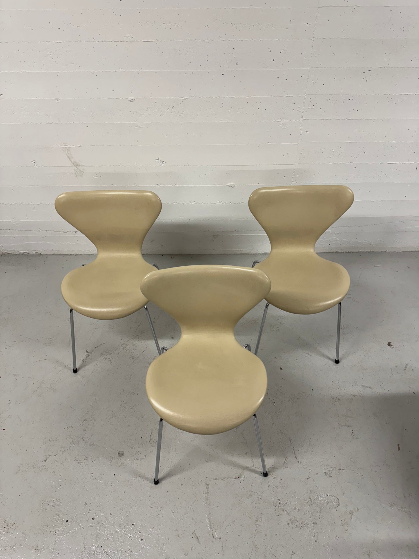 Arne Jacobsen ‘Syveren/3107’ Fritz Hansen.