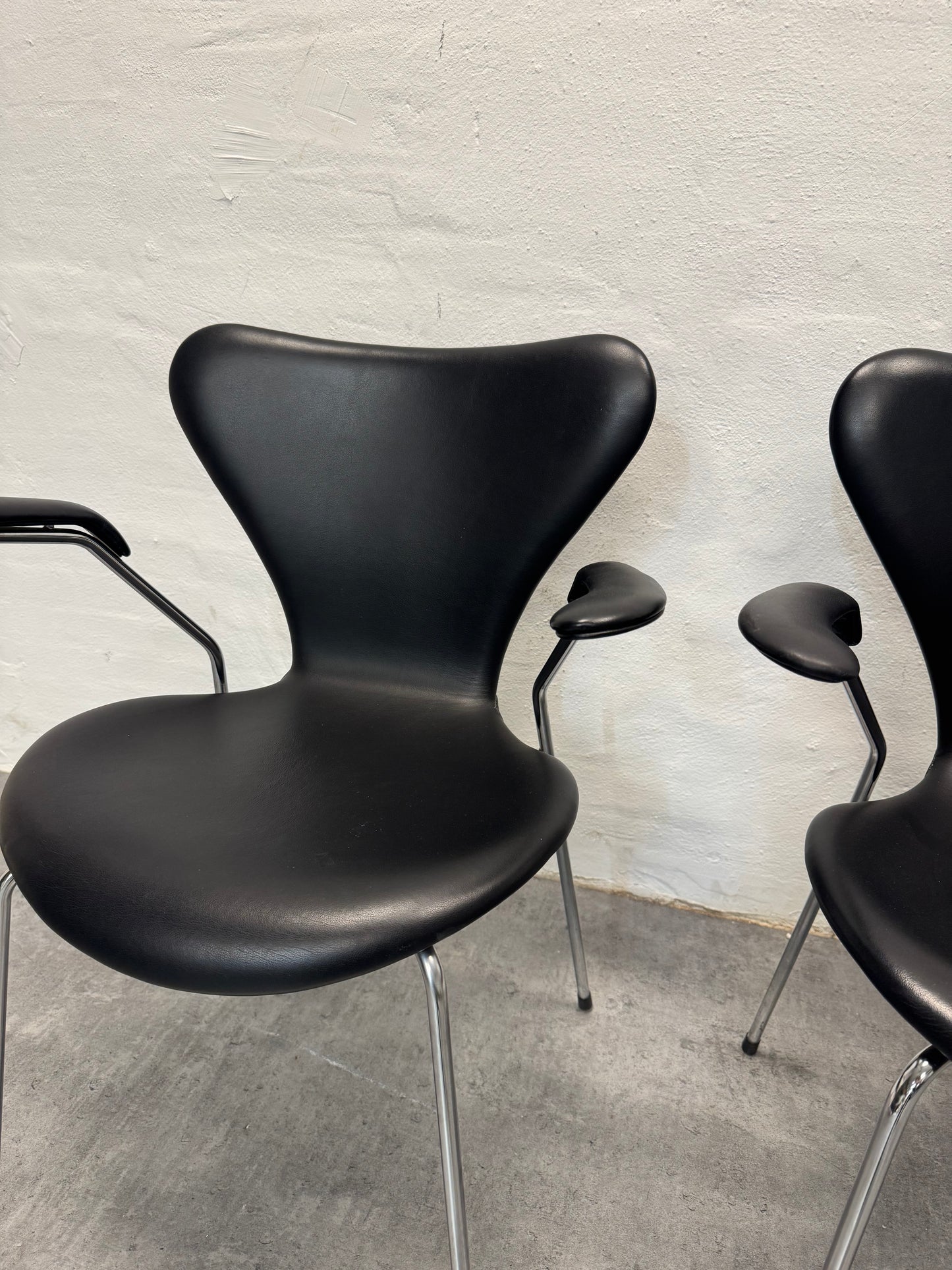 Arne Jacobsen ‘3207’ Fritz Hansen.