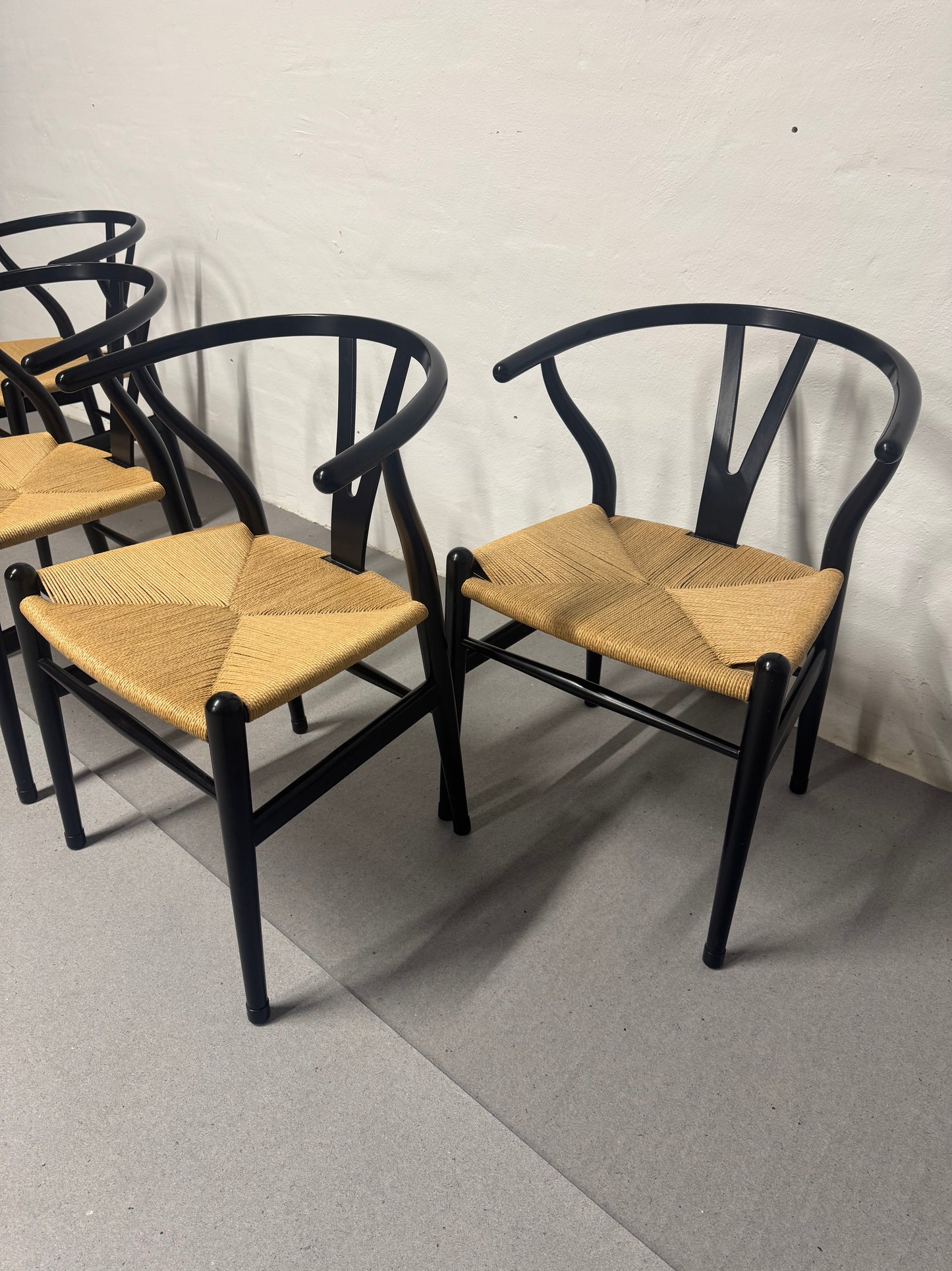 Hans J. Wegner ‘CH24’ ‘Y-stolen’ fremstillet hos Carl Hansen & Søn.