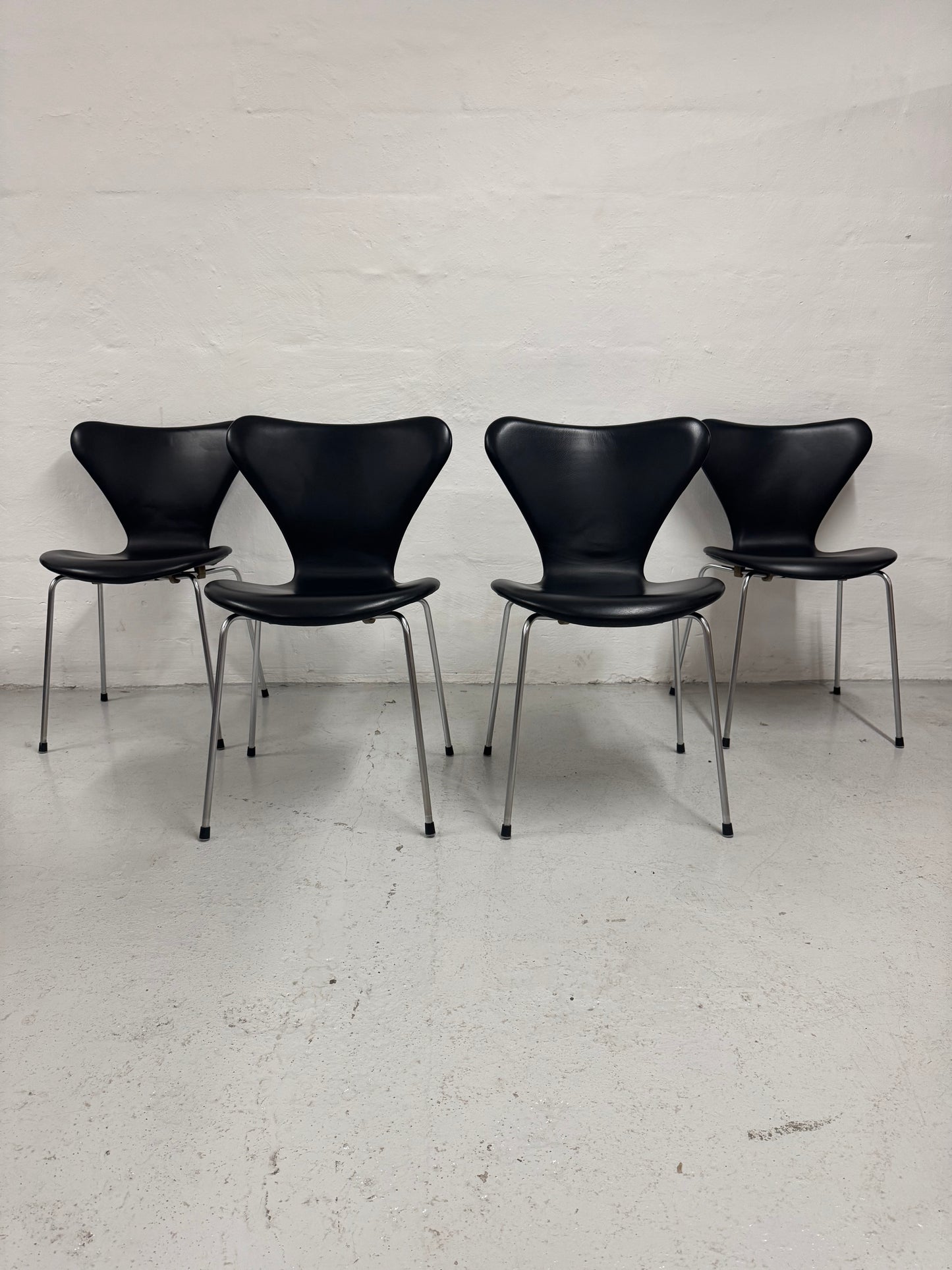 Arne Jacobsen ‘Syveren/3107’ Fritz Hansen.