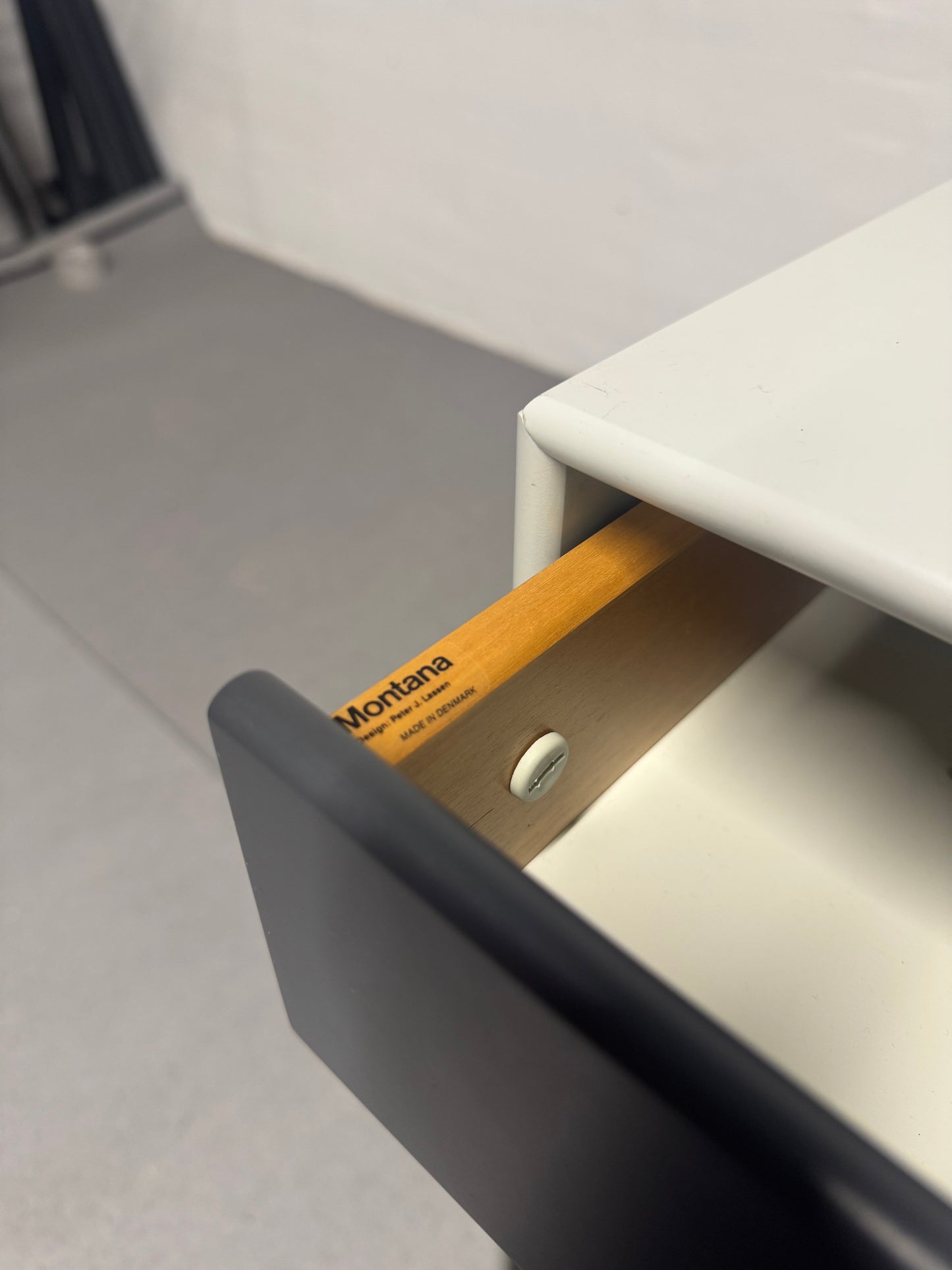 Peter J. Lassen, Montana reolmoduler.