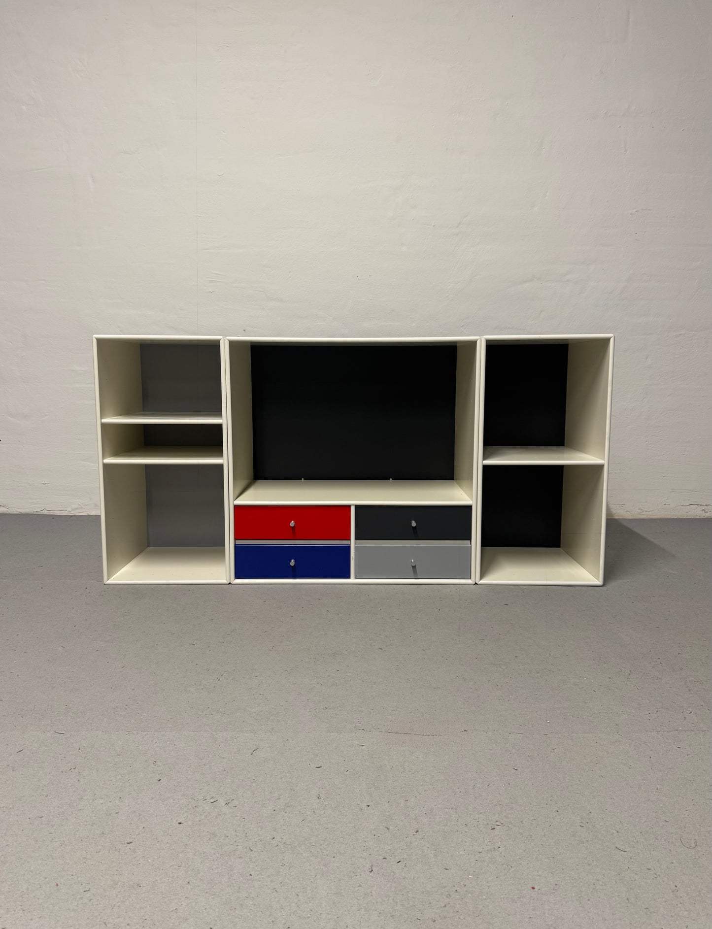 Peter J. Lassen, Montana reolmoduler.