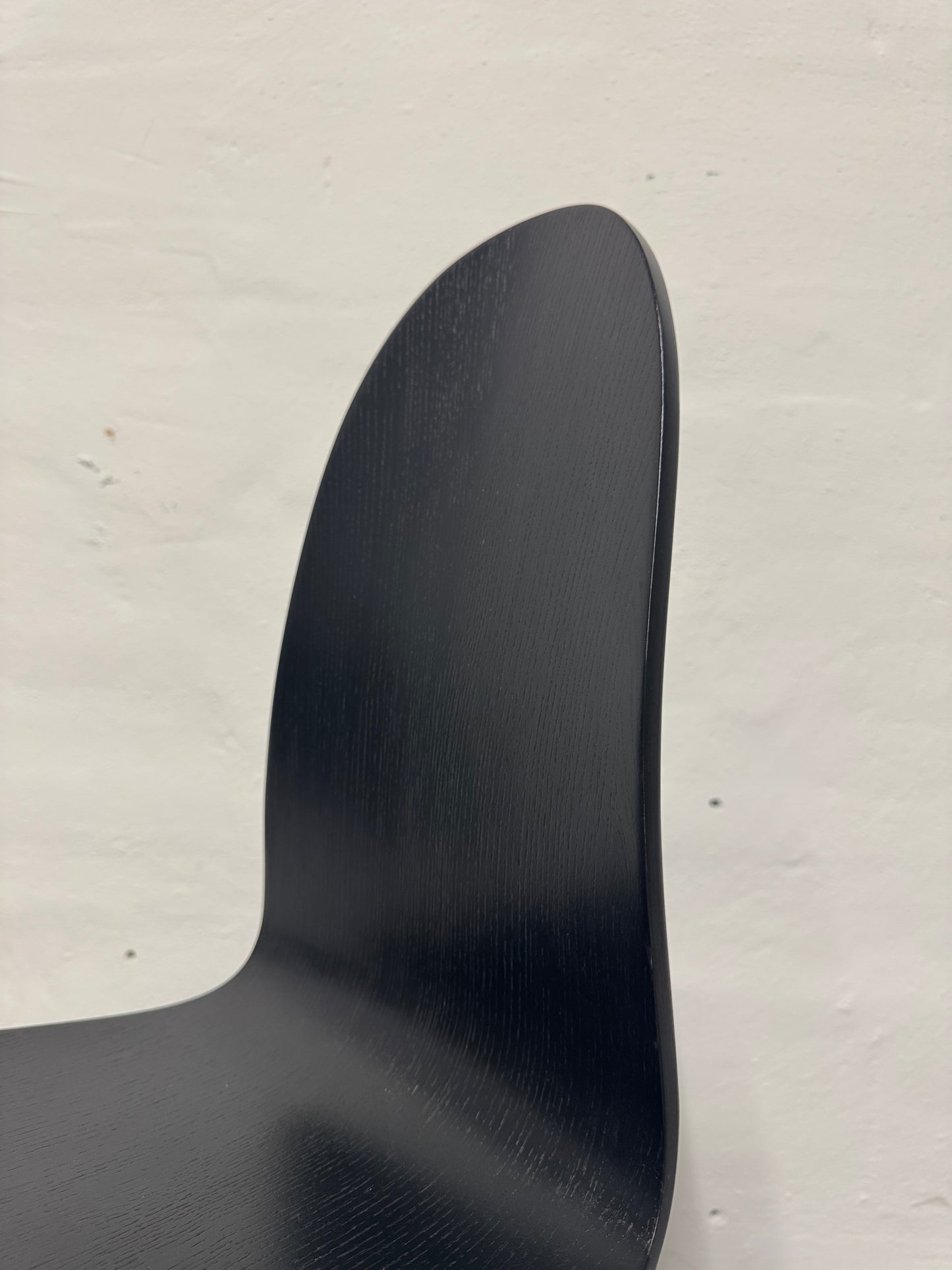 Arne Jacobsen ‘Tungen/3102’ Howe.