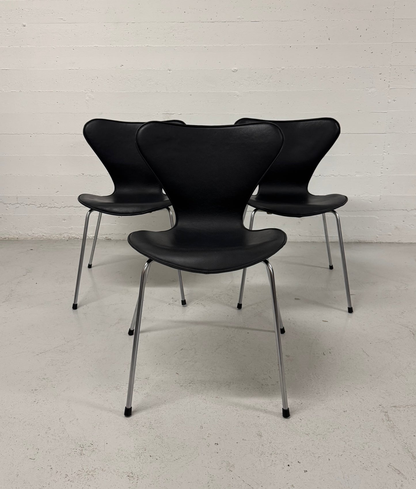 Arne Jacobsen ‘Syveren/3107’ Fritz Hansen.