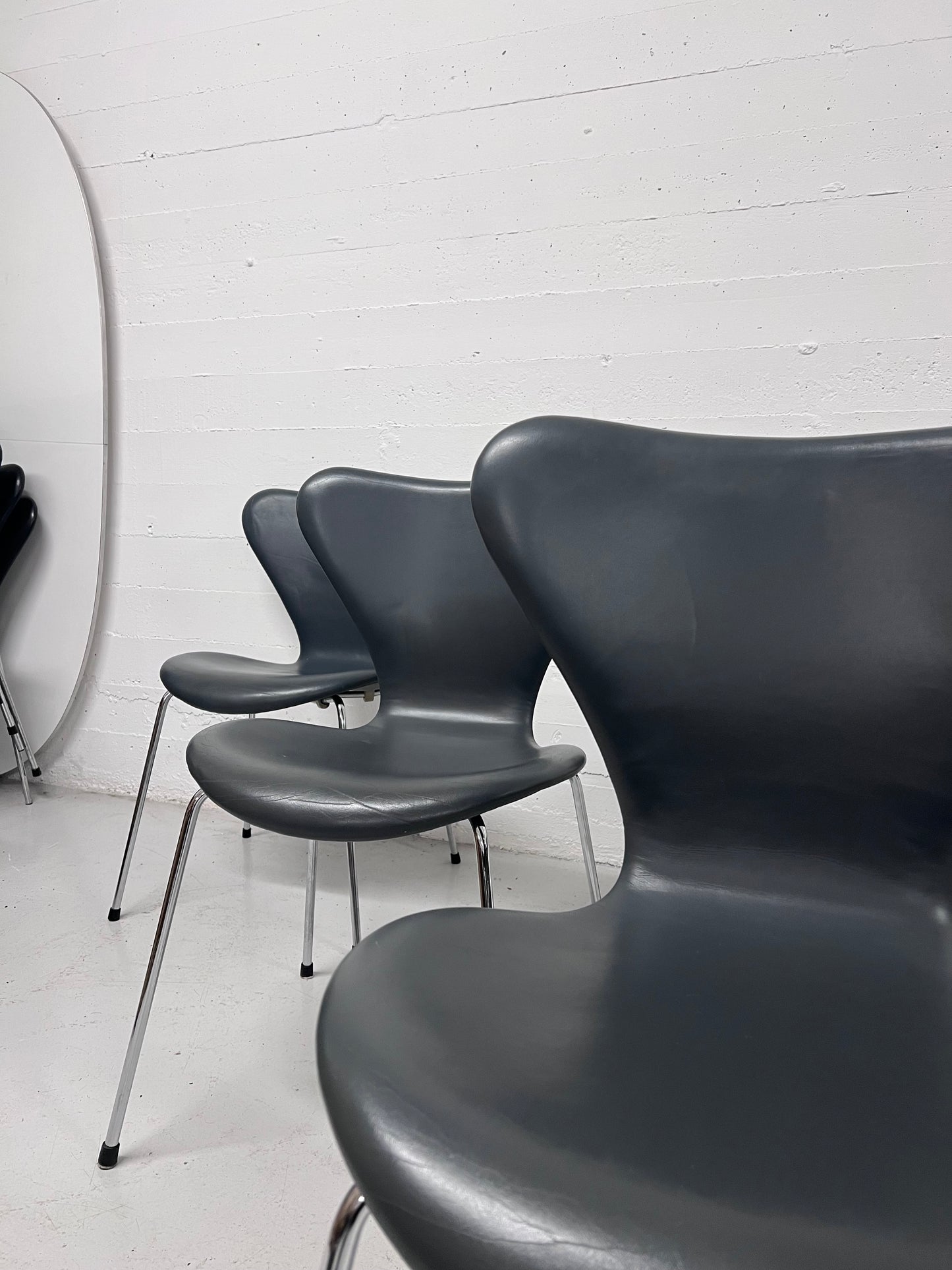 Arne Jacobsen ‘Syveren/3107’ Fritz Hansen.