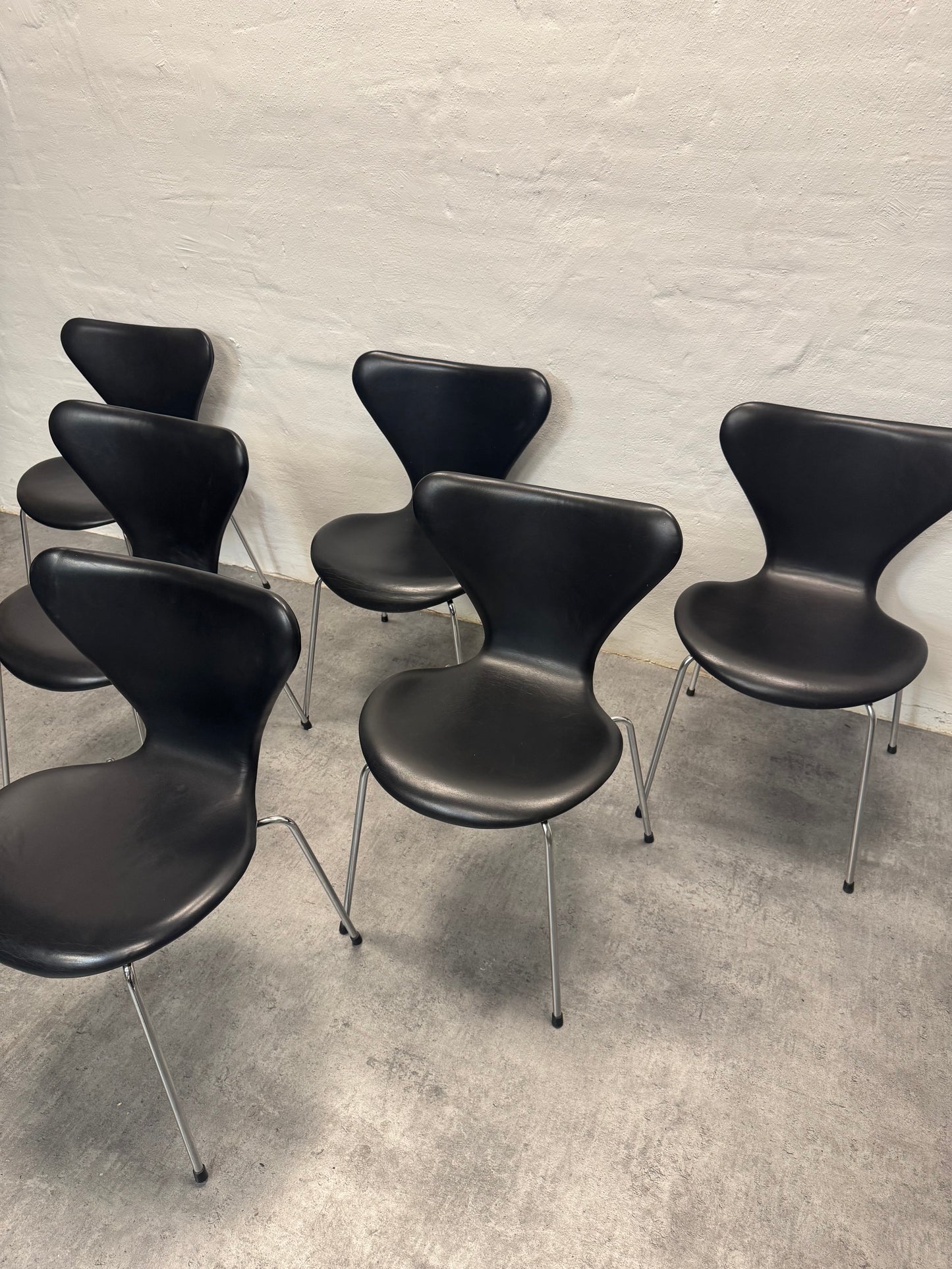 Arne Jacobsen ‘Syveren/3107’ Fritz Hansen.