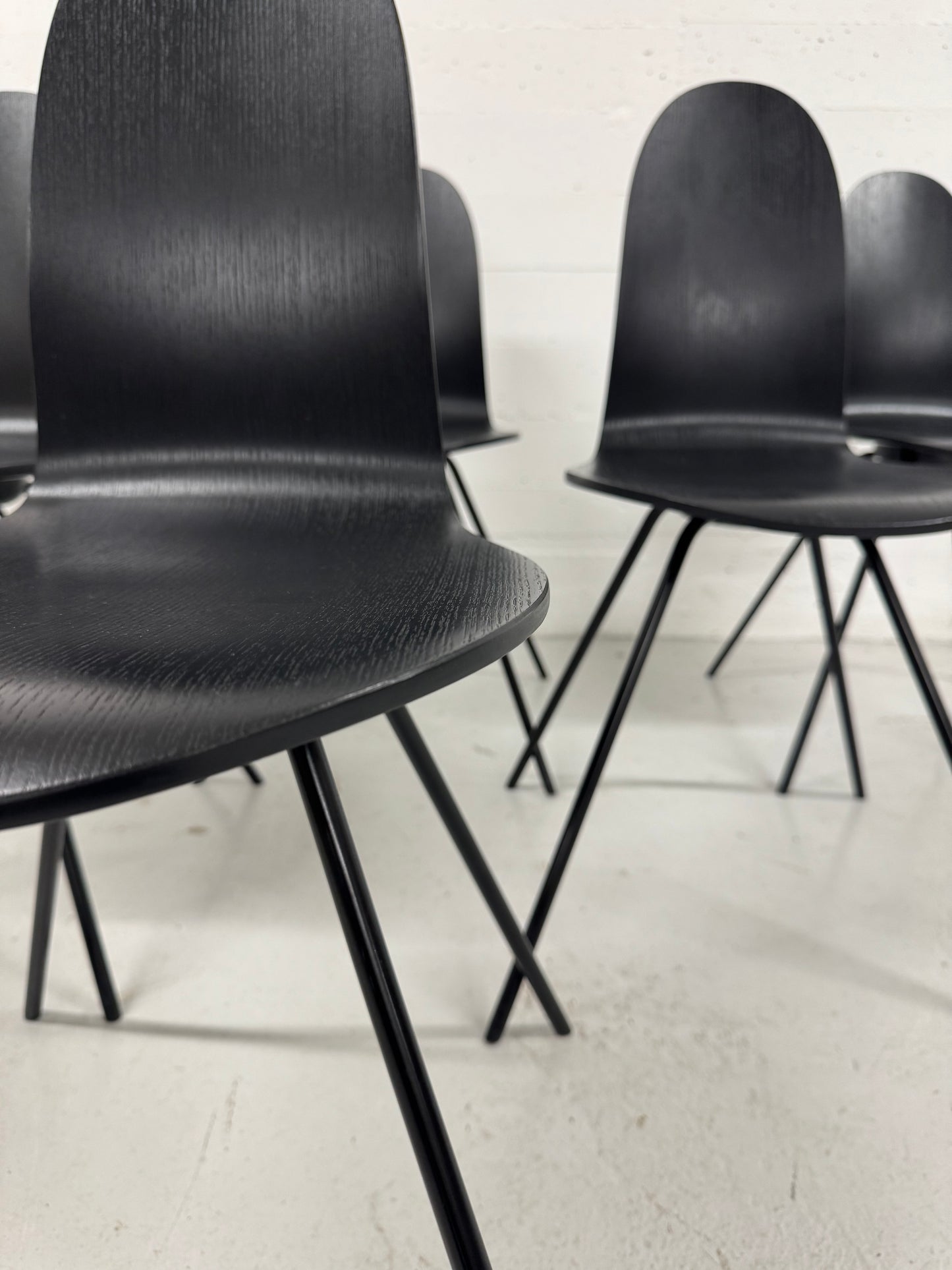Arne Jacobsen ‘Tungen/3102’ Howe.