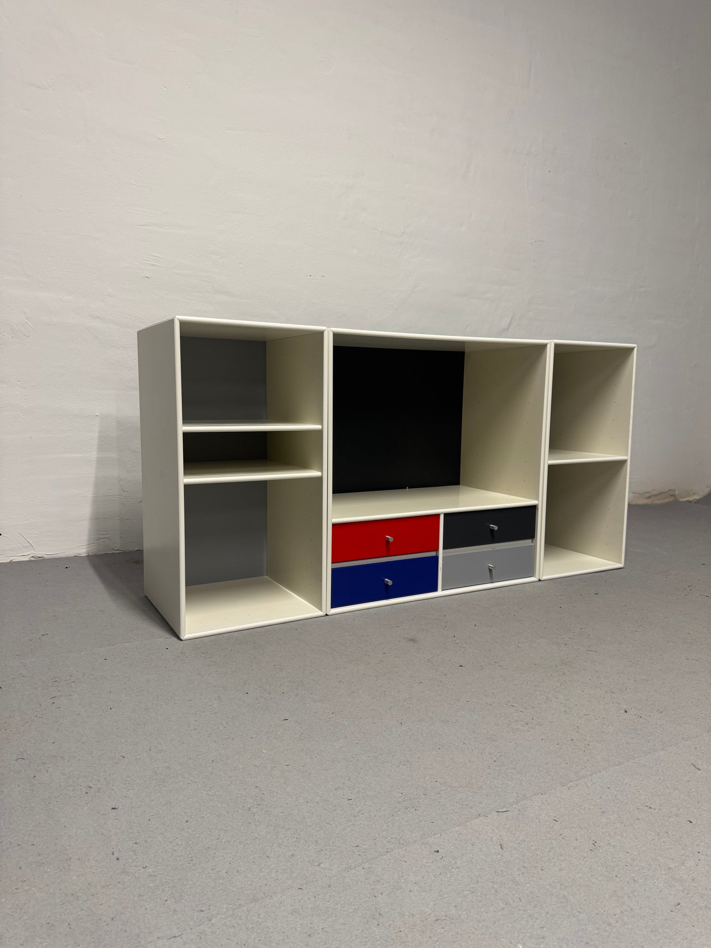 Peter J. Lassen, Montana reolmoduler.