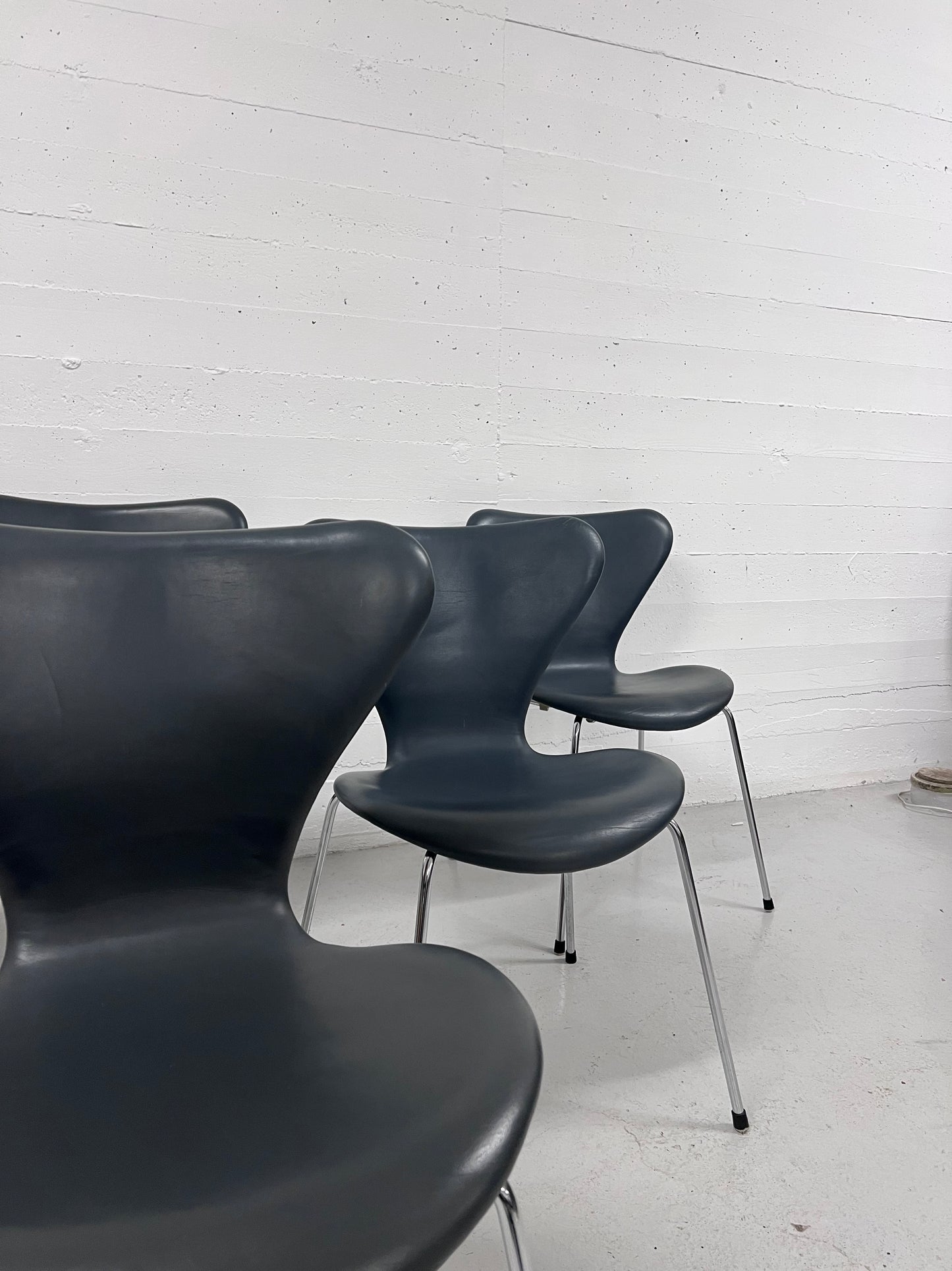 Arne Jacobsen ‘Syveren/3107’ Fritz Hansen.
