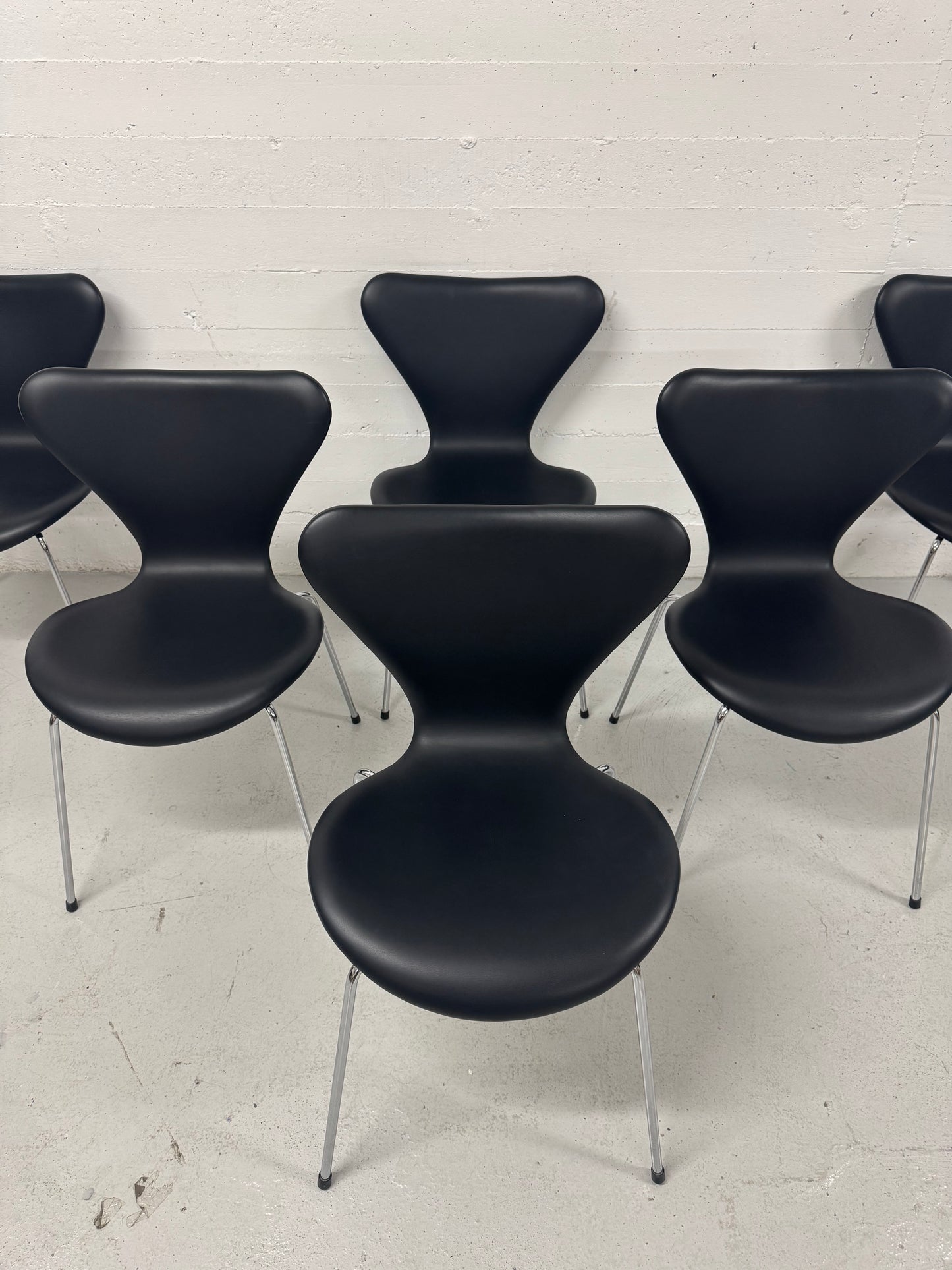 Arne Jacobsen ‘Syveren/3107’ Fritz Hansen.