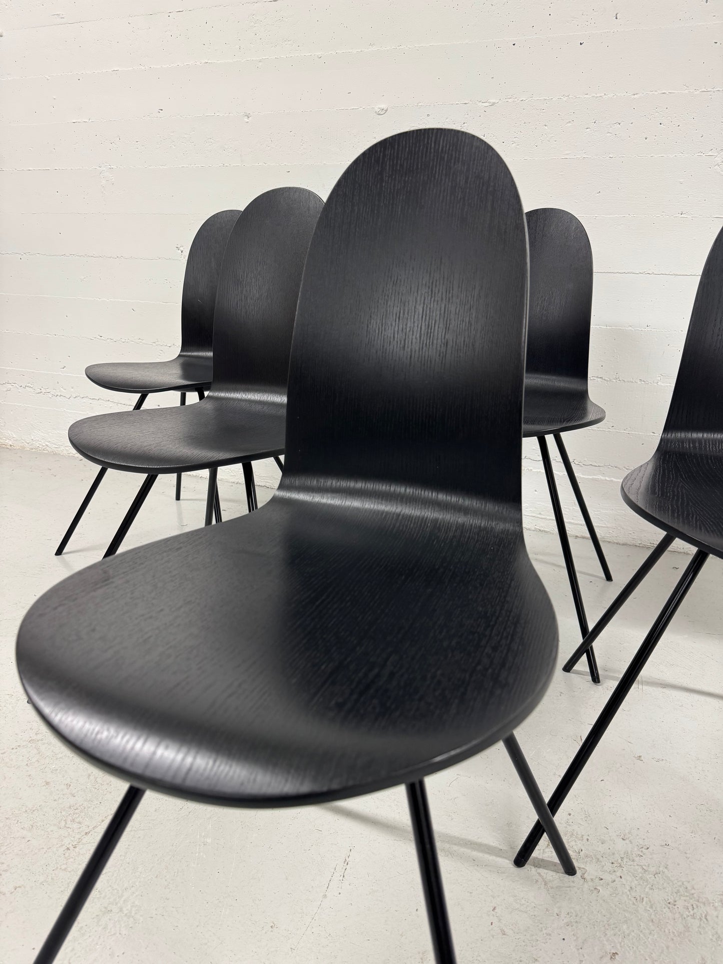 Arne Jacobsen ‘Tungen/3102’ Howe.