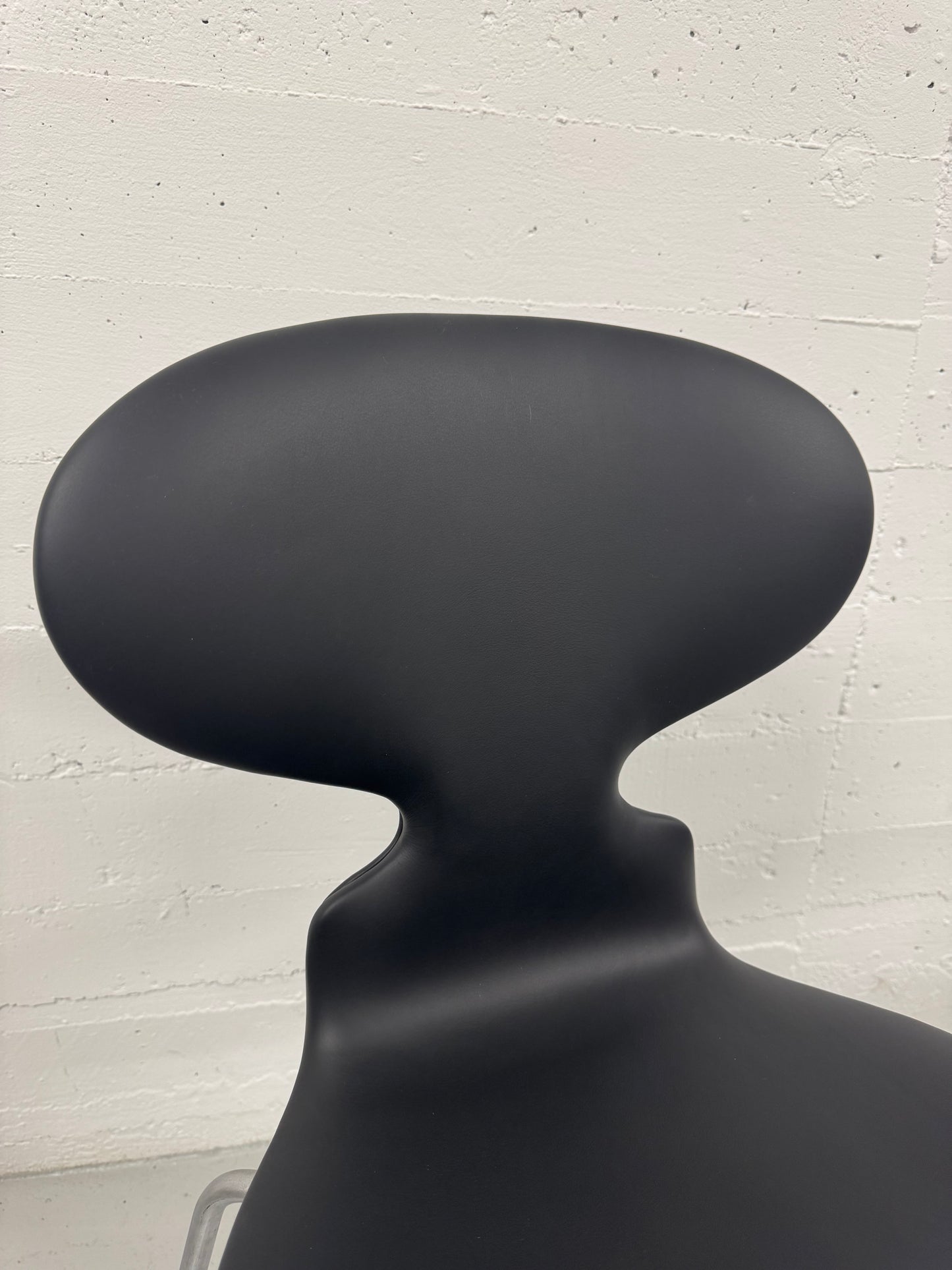 Nypolstret Arne Jacobsen ‘Myren/3101’ Fritz Hansen.
