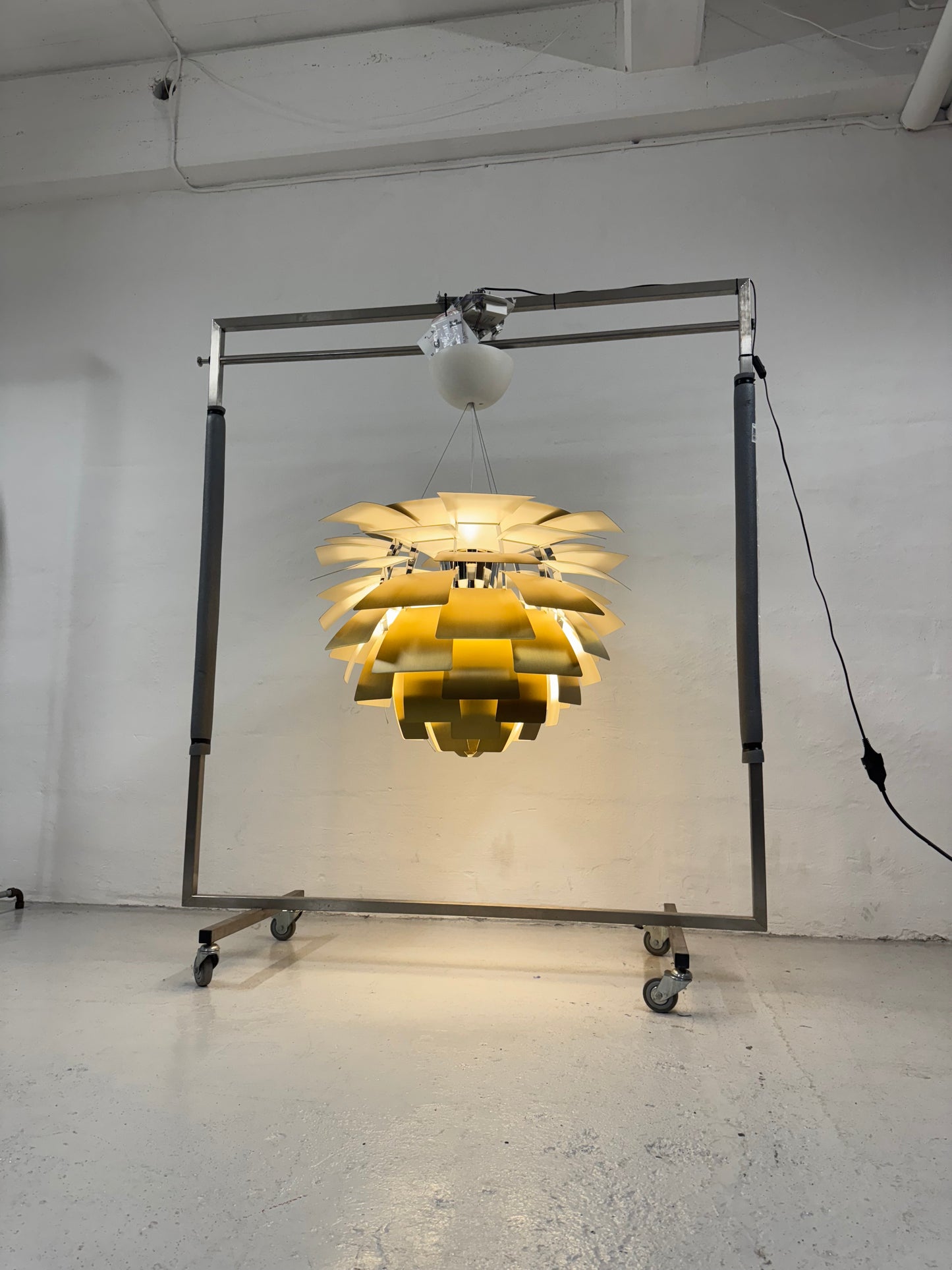 Poul Henningsen, PH “Koglen” Ø84 cm.