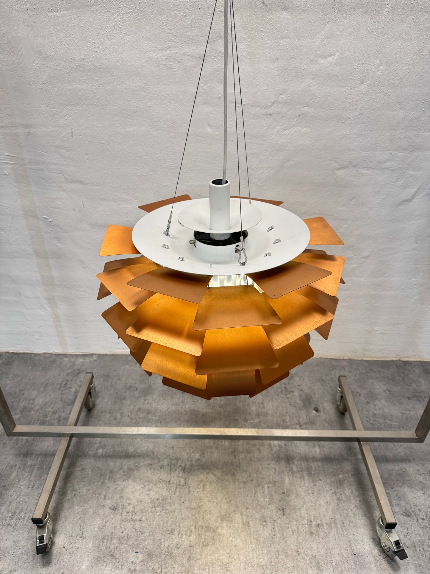 Poul Henningsen “Koglen” Louis Poulsen – Ø60 cm i kobber.