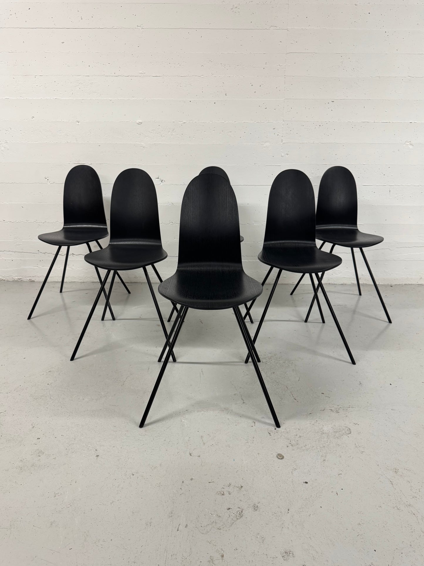 Arne Jacobsen ‘Tungen/3102’ Howe.