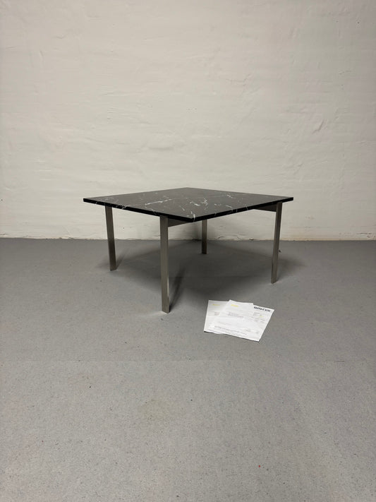 Mølballe ‘Barcelona’ Sofabord, sort marmor.