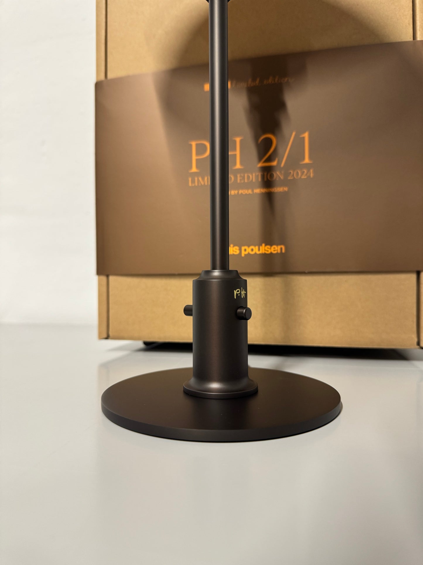 Spritny Poul Henningsen, “PH 2/1” Louis Poulsen.