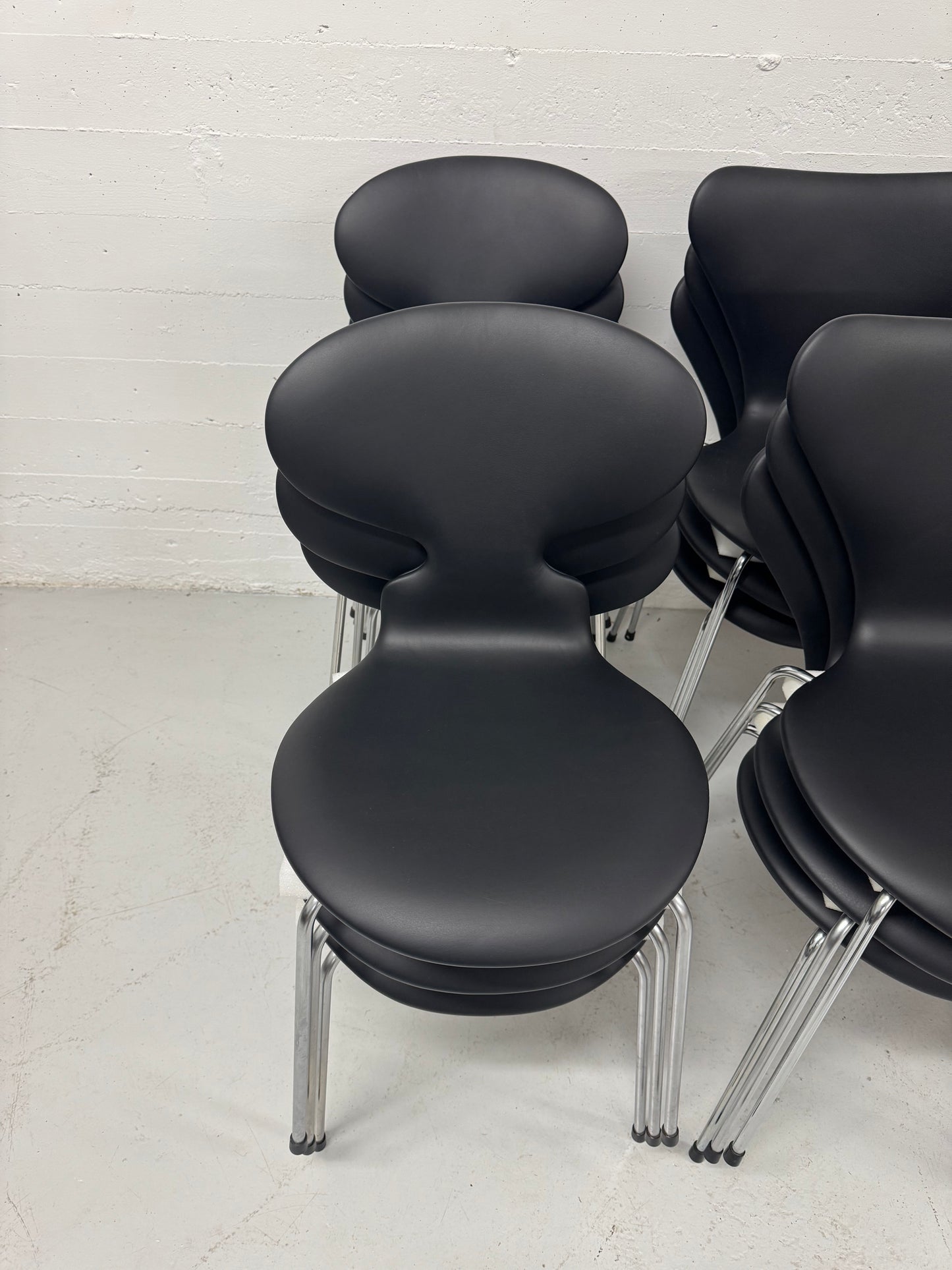 Nypolstret Arne Jacobsen klassikere, Fritz Hansen.