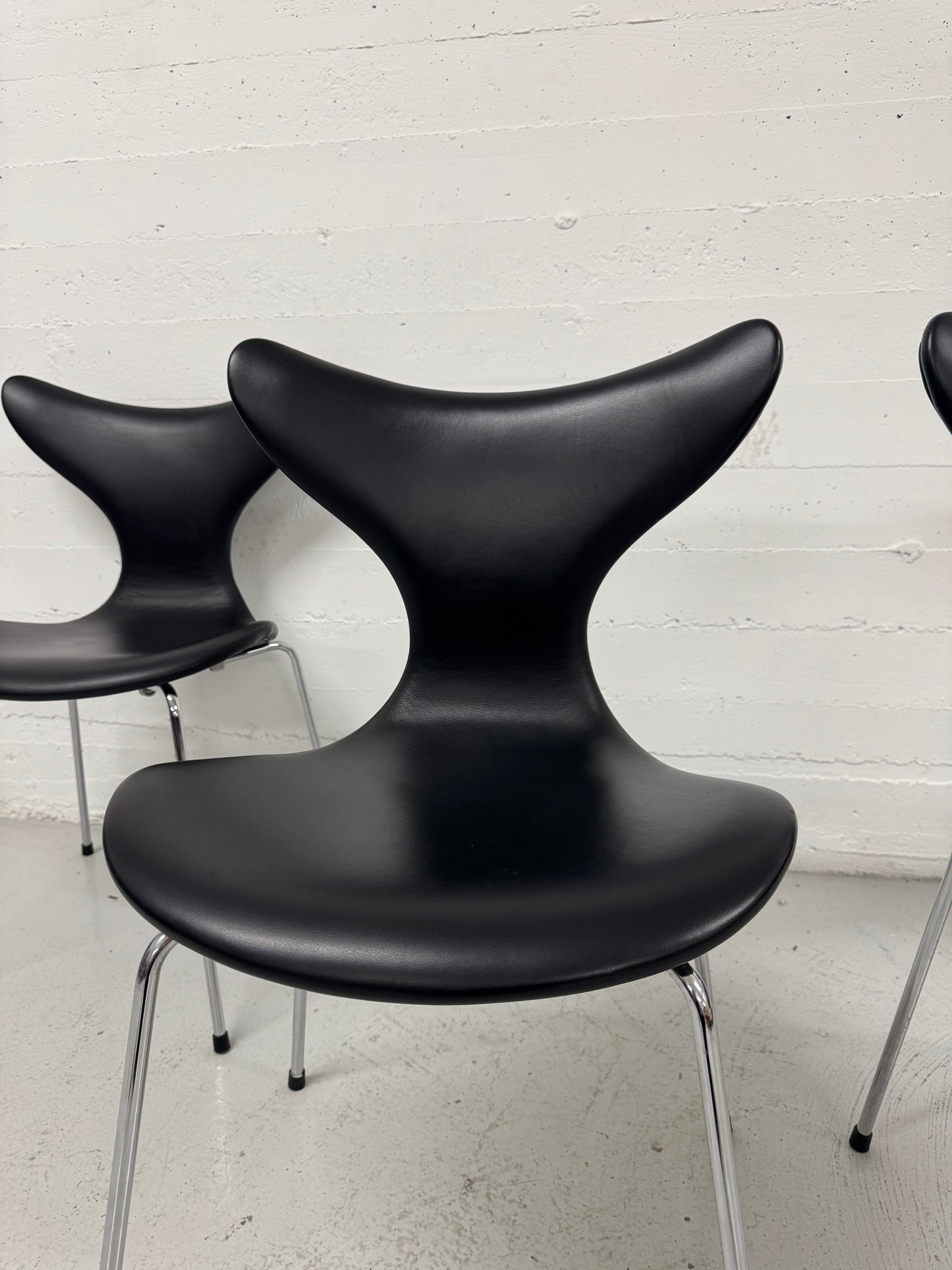 Arne Jacobsen ‘mågen/liljen/3108’ Fritz Hansen.