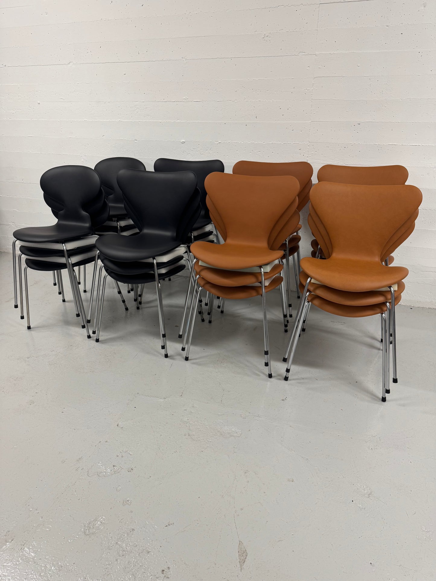 Nypolstret Arne Jacobsen klassikere, Fritz Hansen.