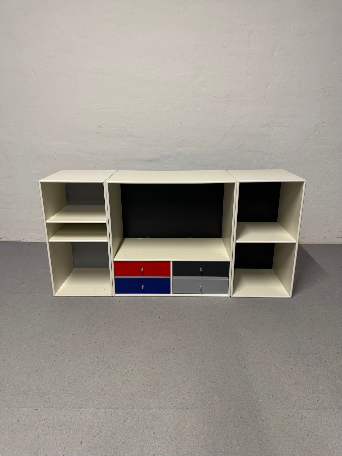 Peter J. Lassen, Montana reolmoduler.