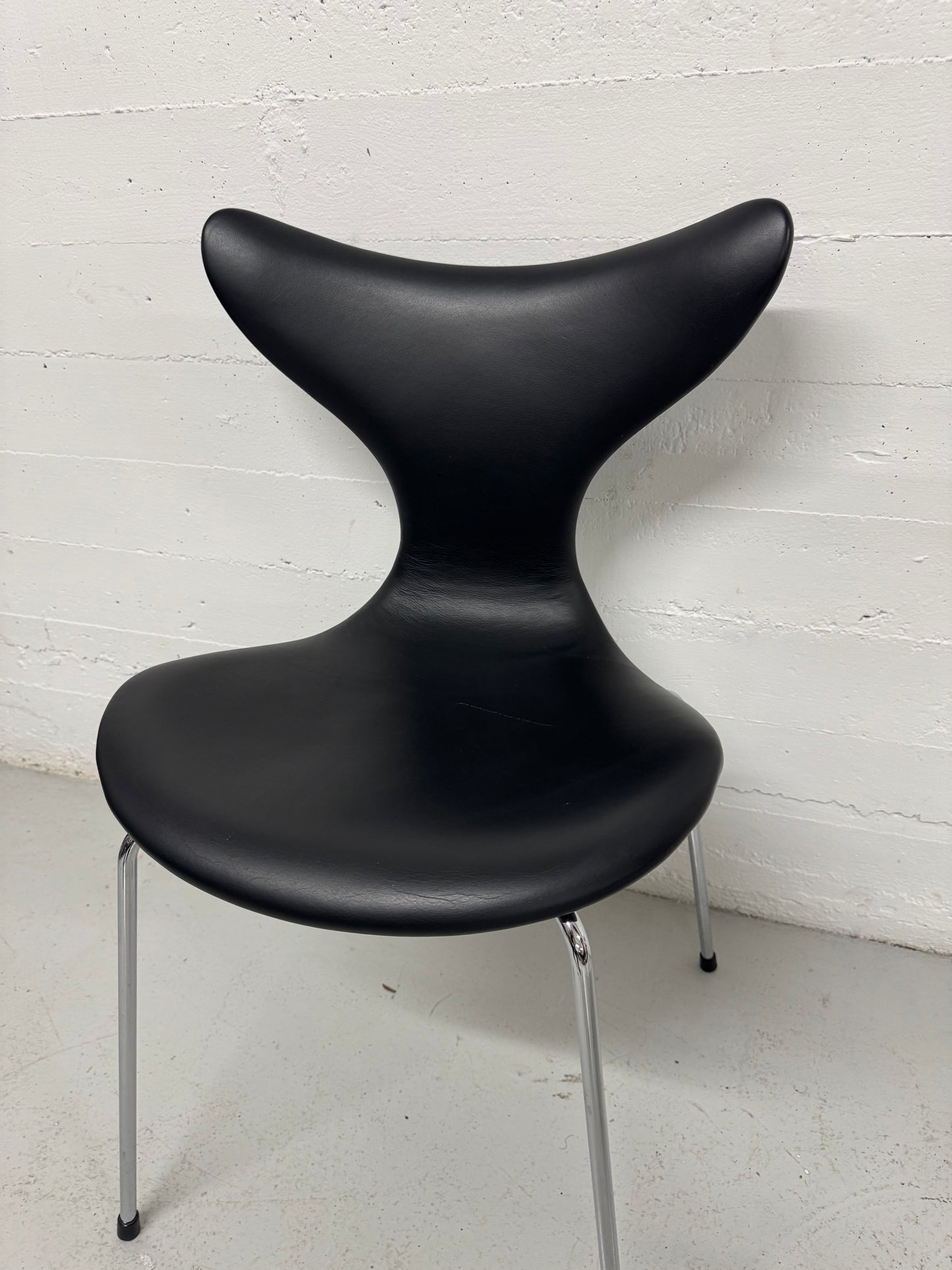 Arne Jacobsen ‘mågen/liljen/3108’ Fritz Hansen.