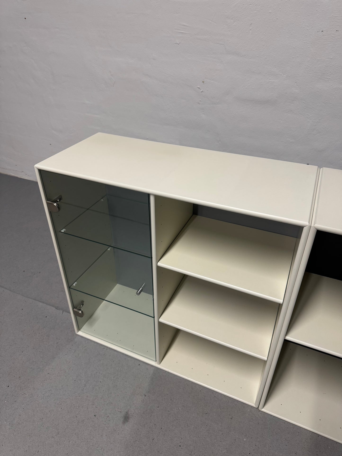 Peter J. Lassen, Montana reolmoduler.