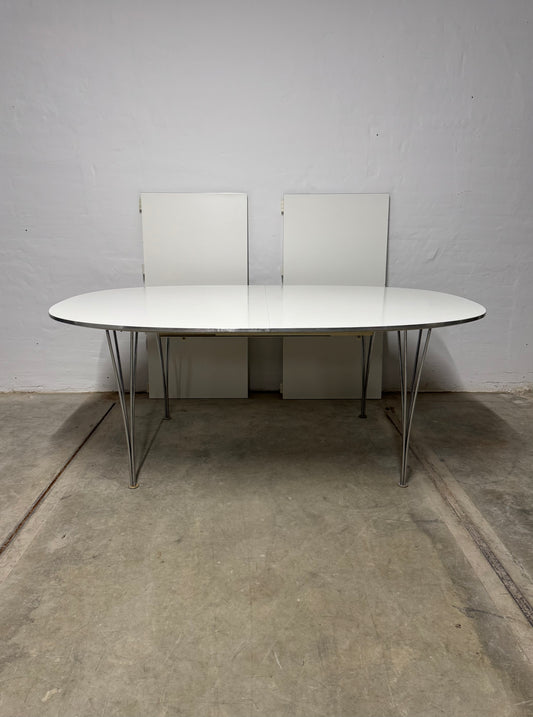 Piet Hein & Bruno Mathsson ‘Superellipse’ spisebord, Fritz Hansen.