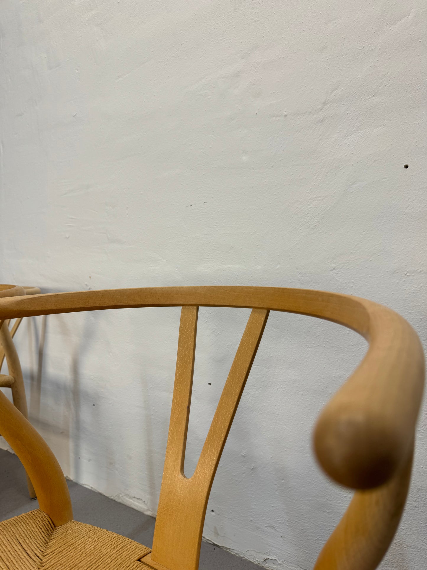 Hans J. Wegner ‘CH24’ ‘Y-stolen’ fremstillet hos Carl Hansen & Søn.