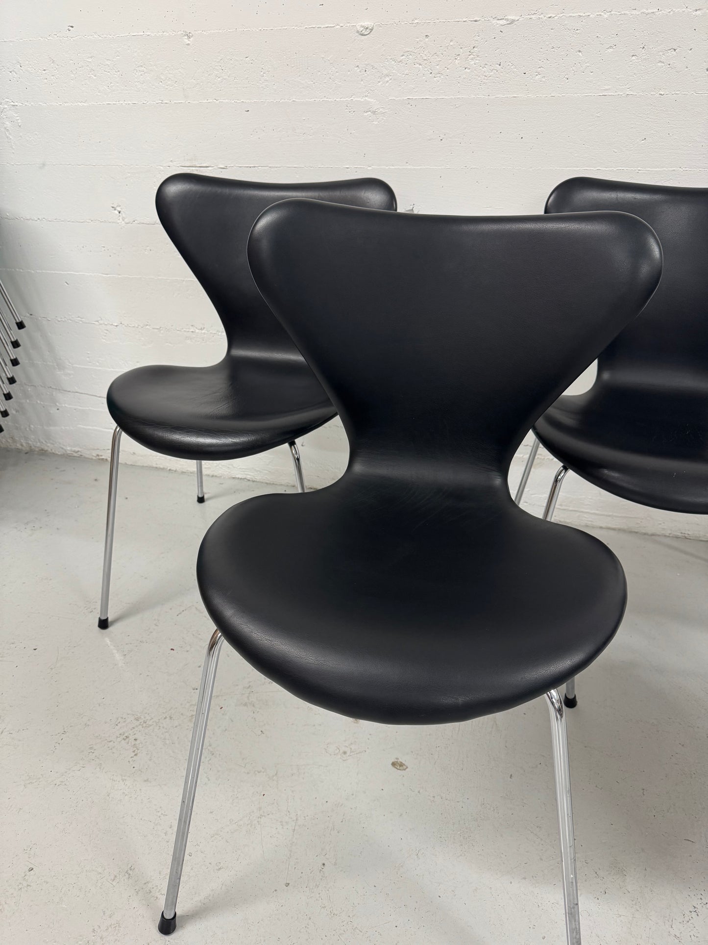 Arne Jacobsen ‘Syveren/3107’ Fritz Hansen.