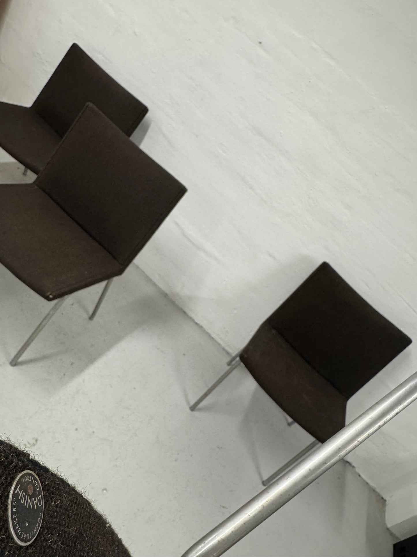 Hans J. Wegner ‘Lufthavnsstol’ ‘AP38’ fremstillet hos AP stolen.