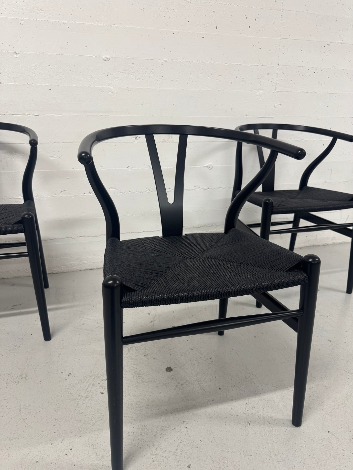 Hans J. Wegner ‘CH24’ ‘Y-stolen’ fremstillet hos Carl Hansen & Søn.