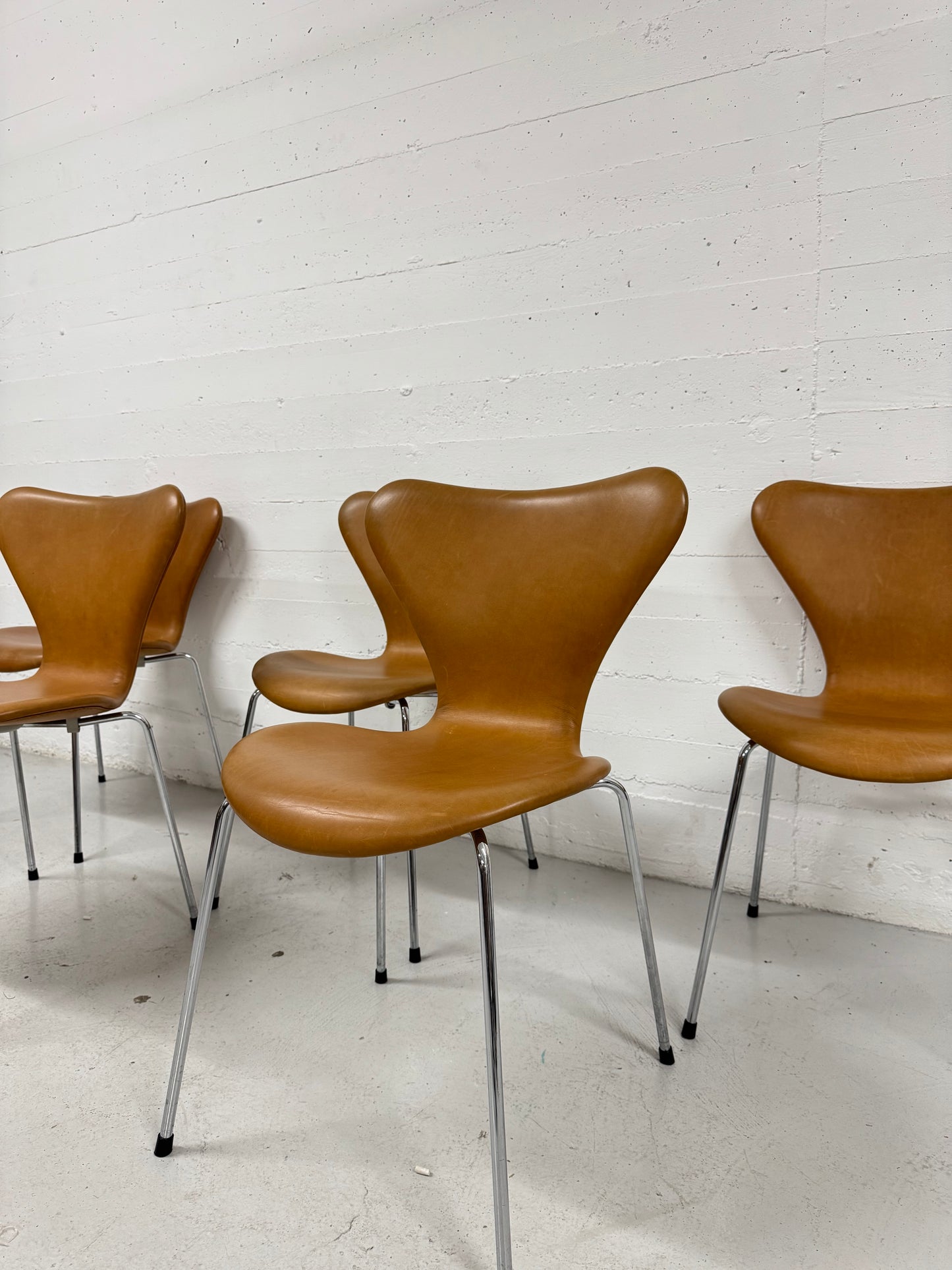 Arne Jacobsen ‘Syveren/3107’ Fritz Hansen.