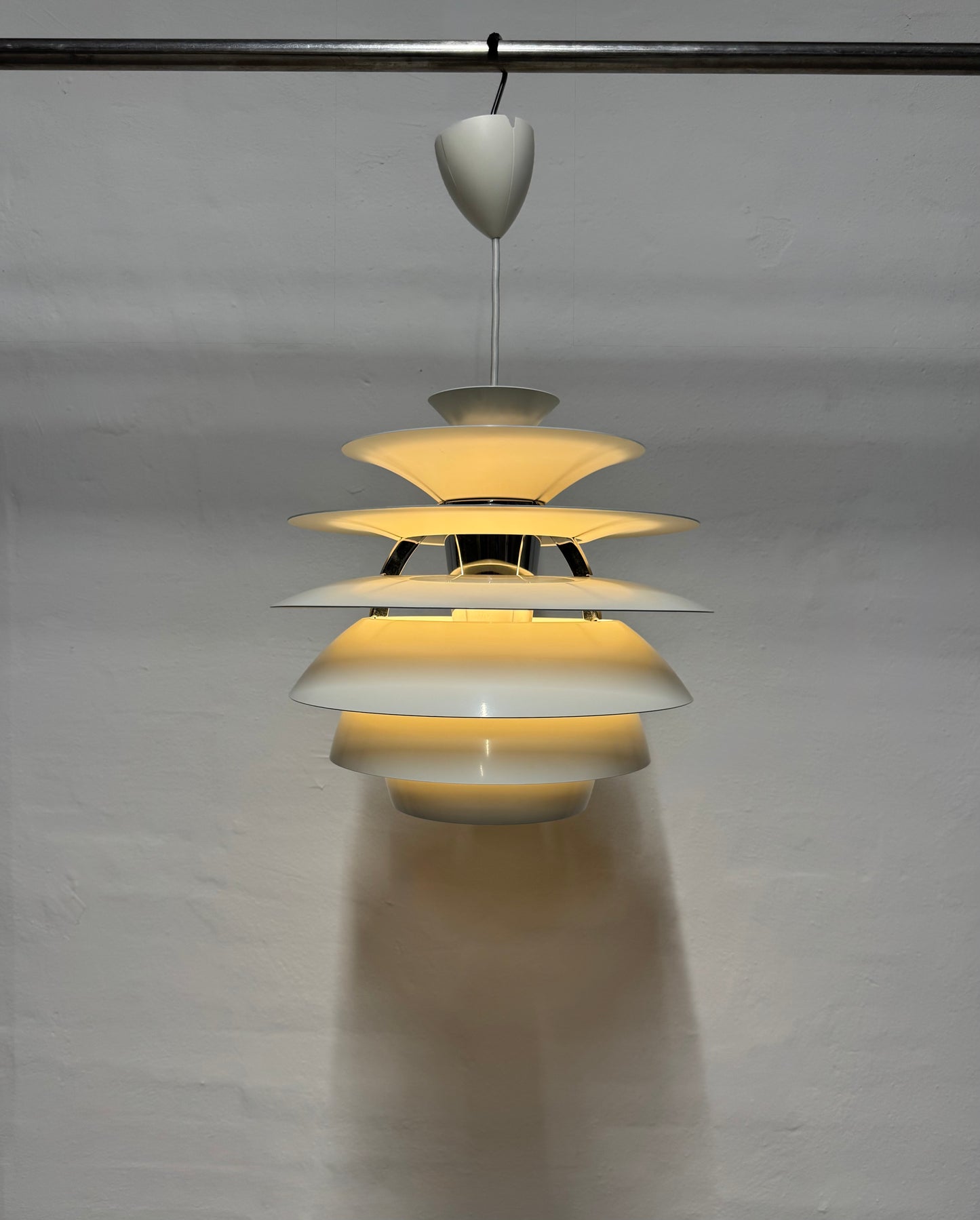 Poul Henningsen, PH “Snowball” Louis Poulsen.