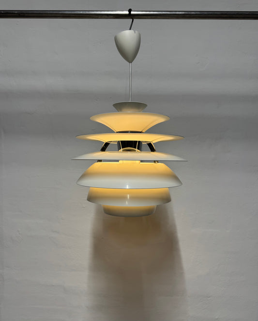 Poul Henningsen, PH “Snowball” Louis Poulsen.