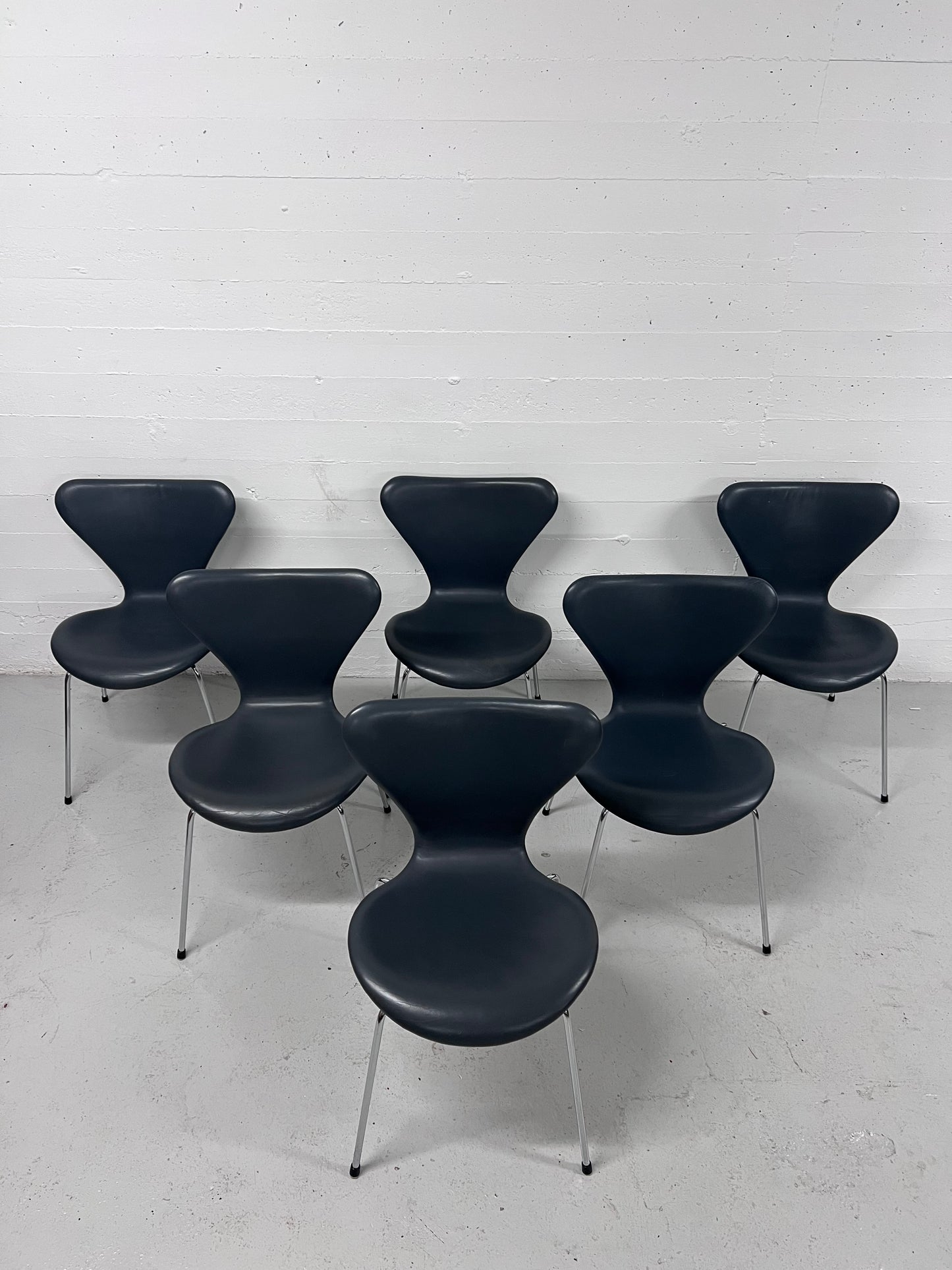 Arne Jacobsen ‘Syveren/3107’ Fritz Hansen.