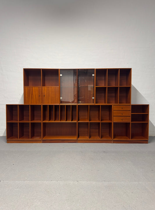 Peter J. Lassen, Montana reolmoduler.