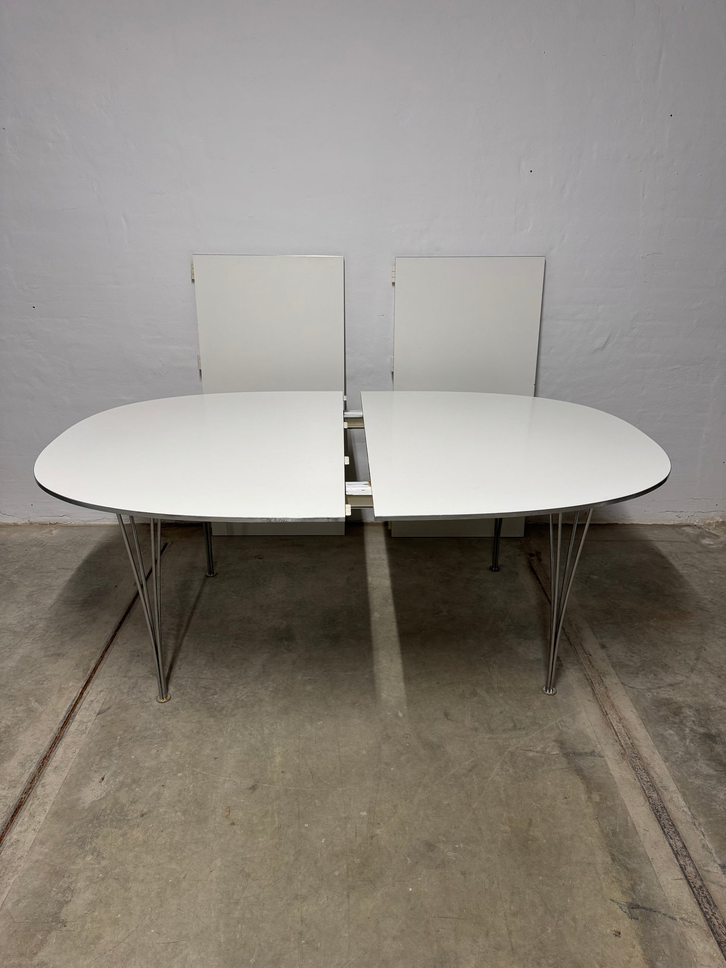 Piet Hein & Bruno Mathsson ‘Superellipse’ spisebord, Fritz Hansen.