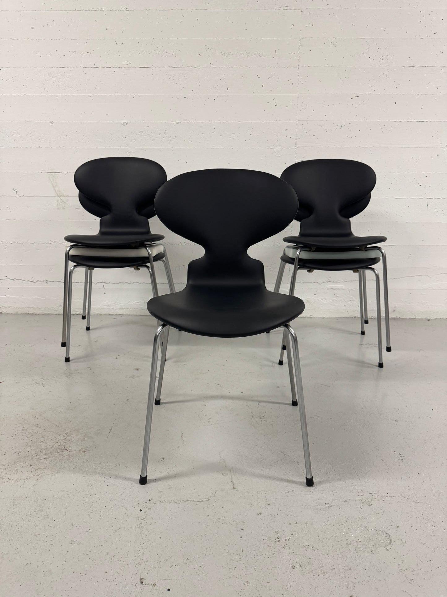 Nypolstret Arne Jacobsen ‘Myren/3101’ Fritz Hansen.