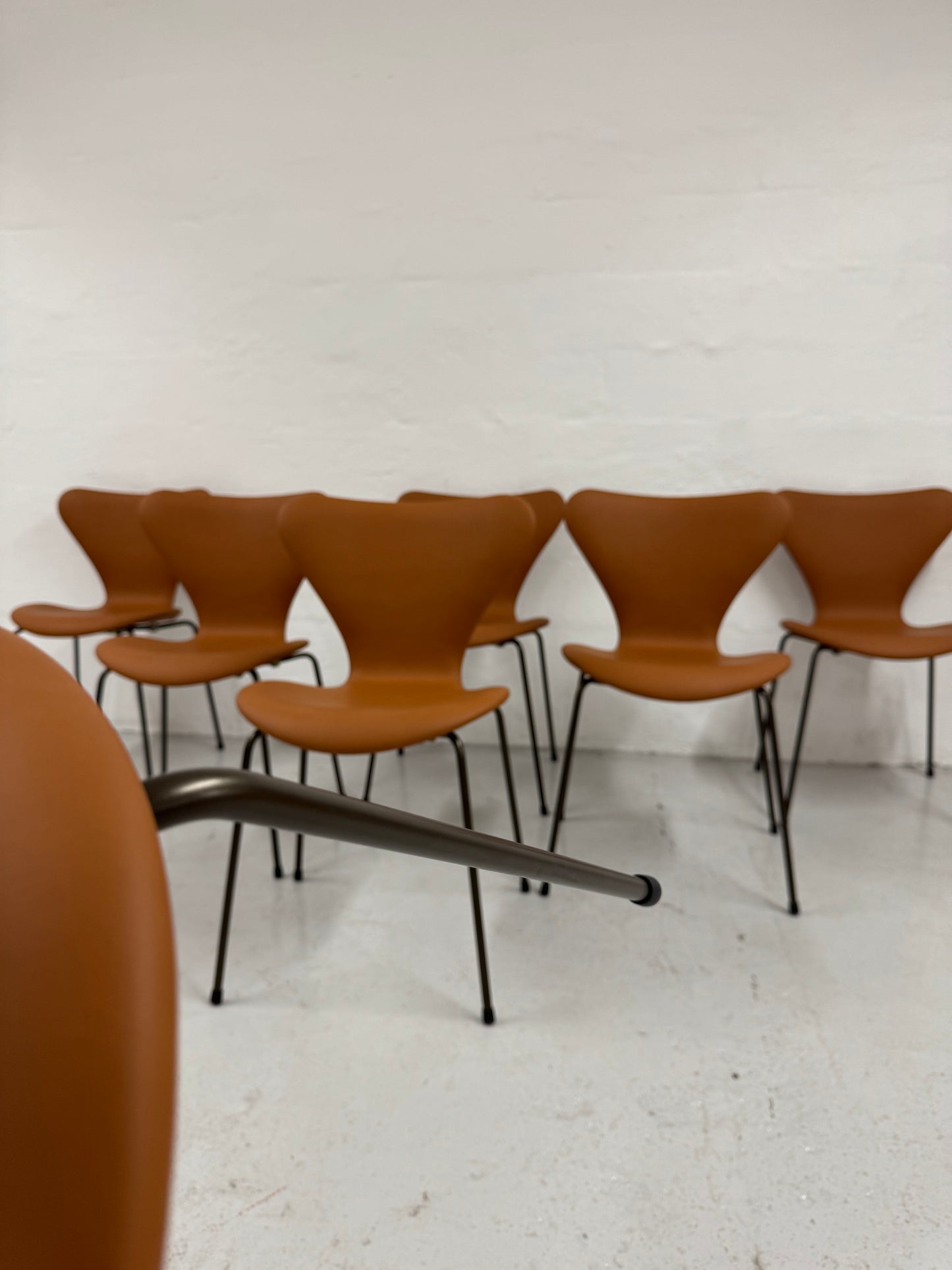 Nypolstret Arne Jacobsen ‘Syveren/3107’ Fritz Hansen.