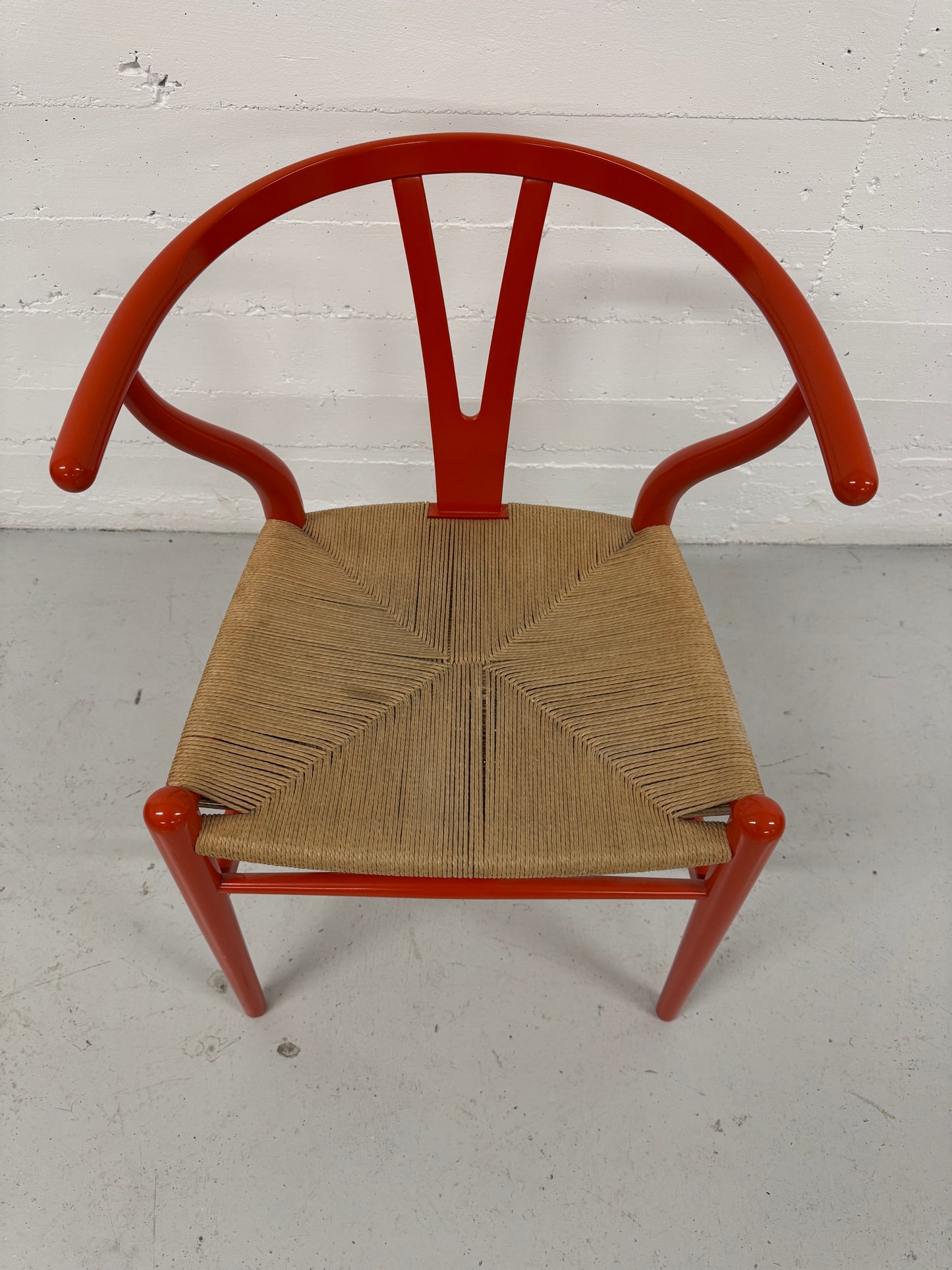 Hans J. Wegner ‘CH24’ ‘Y-stolen’ fremstillet hos Carl Hansen & Søn.
