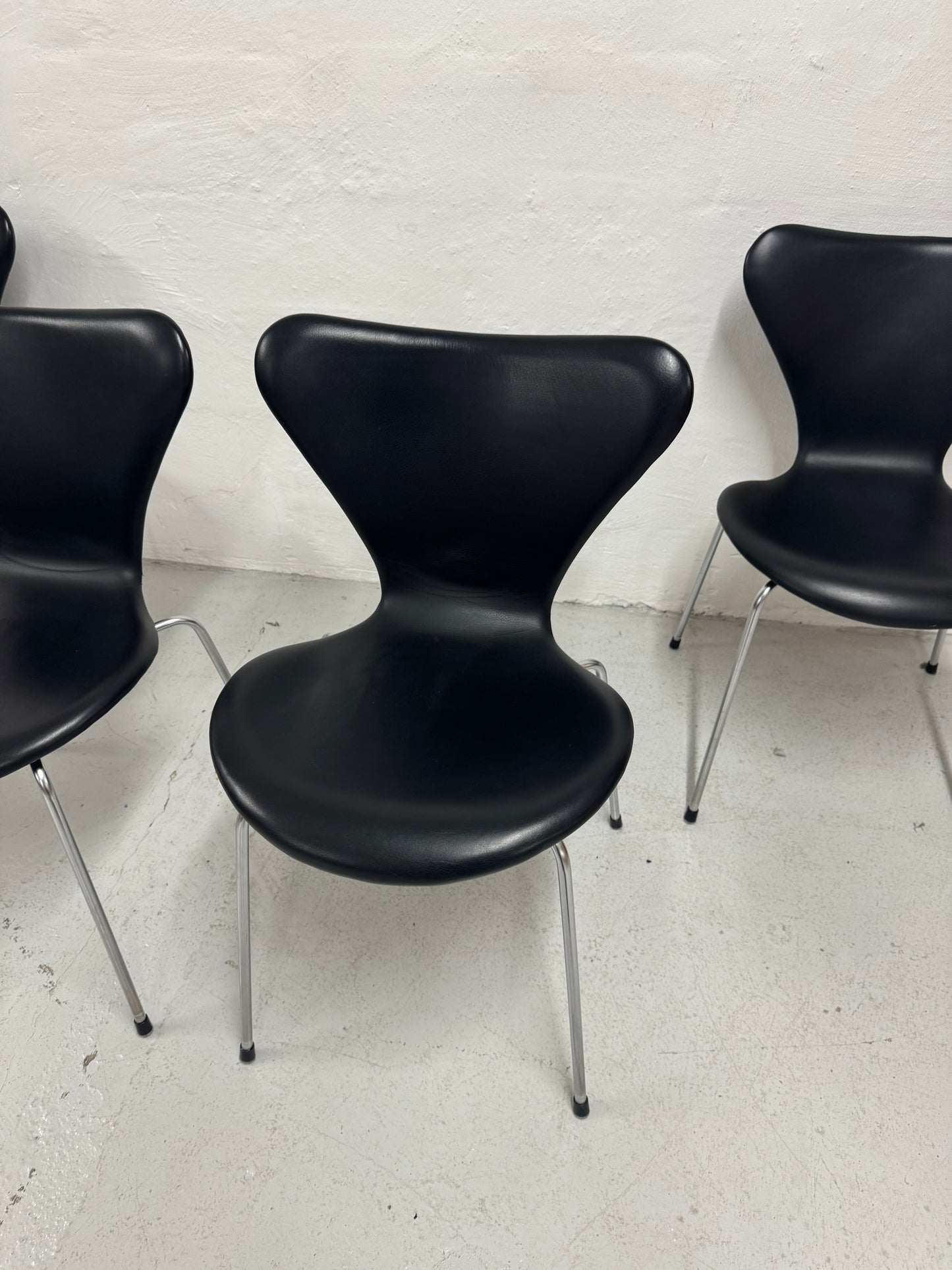 Arne Jacobsen ‘Syveren/3107’ Fritz Hansen.