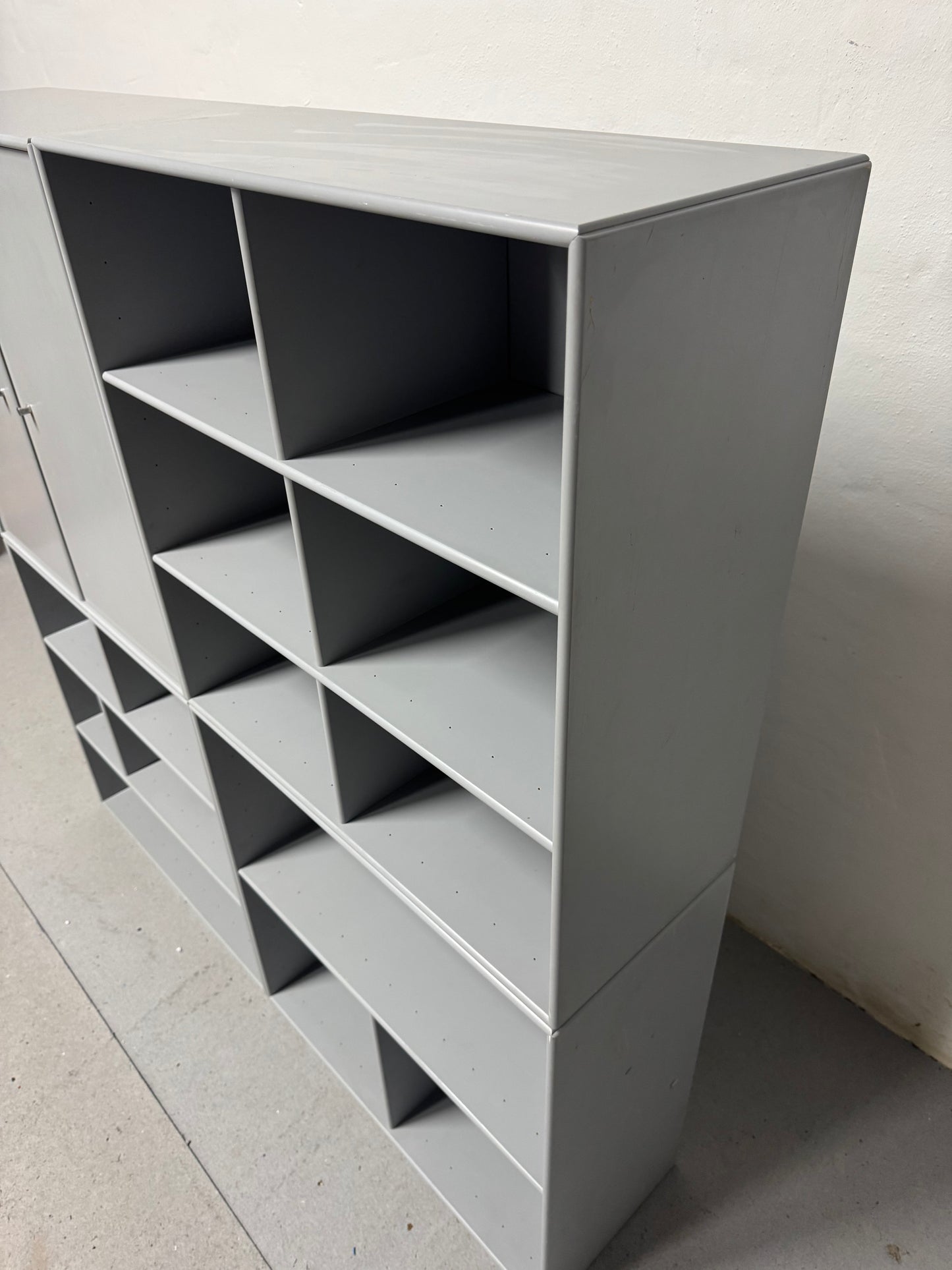 Peter J. Lassen, Montana reolmoduler.