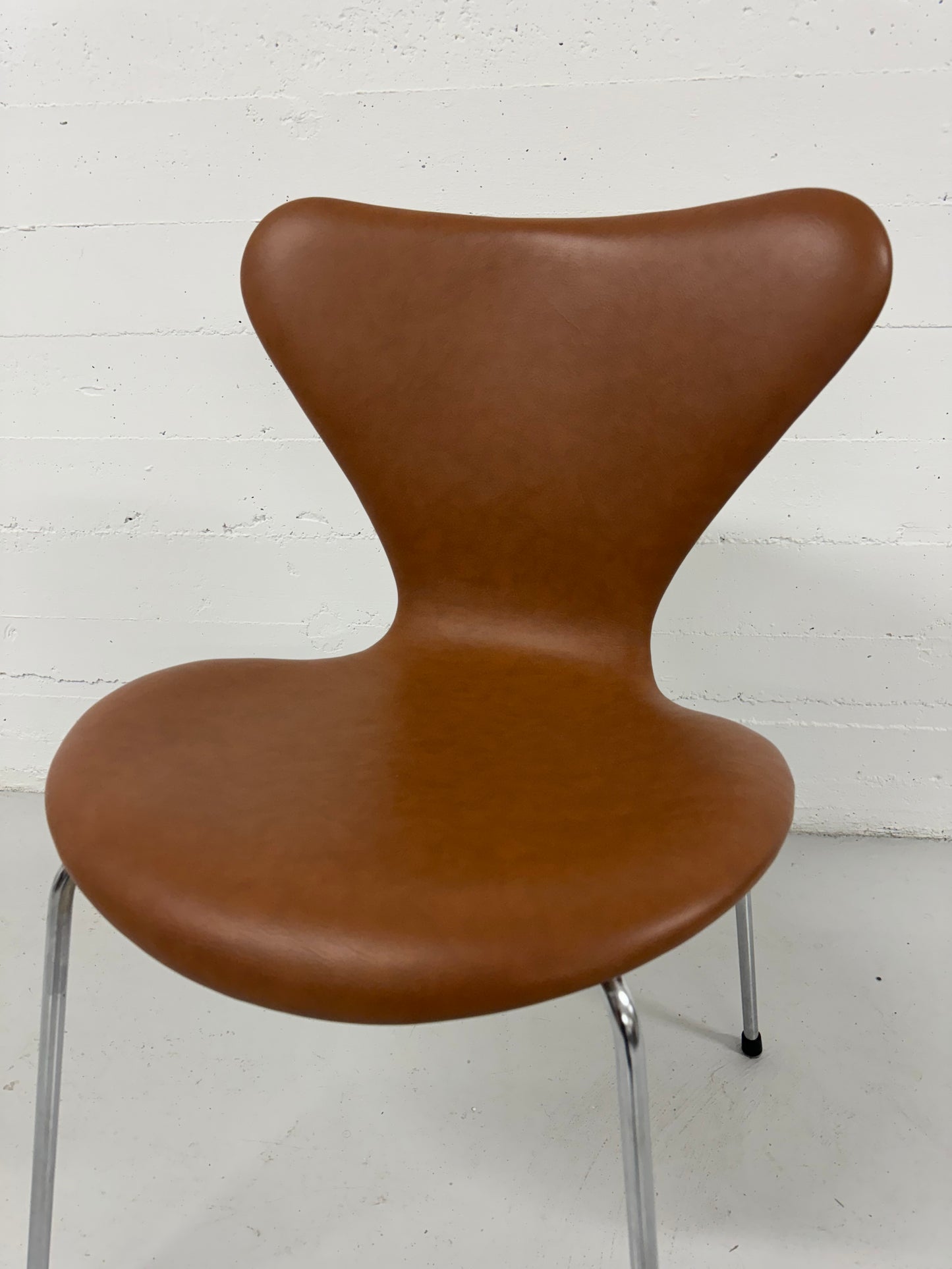 Arne Jacobsen ‘Syveren/3107’ Fritz Hansen.