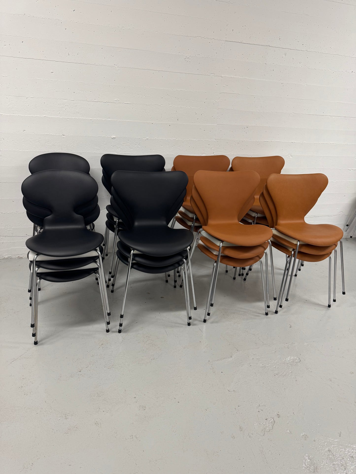 Nypolstret Arne Jacobsen klassikere, Fritz Hansen.