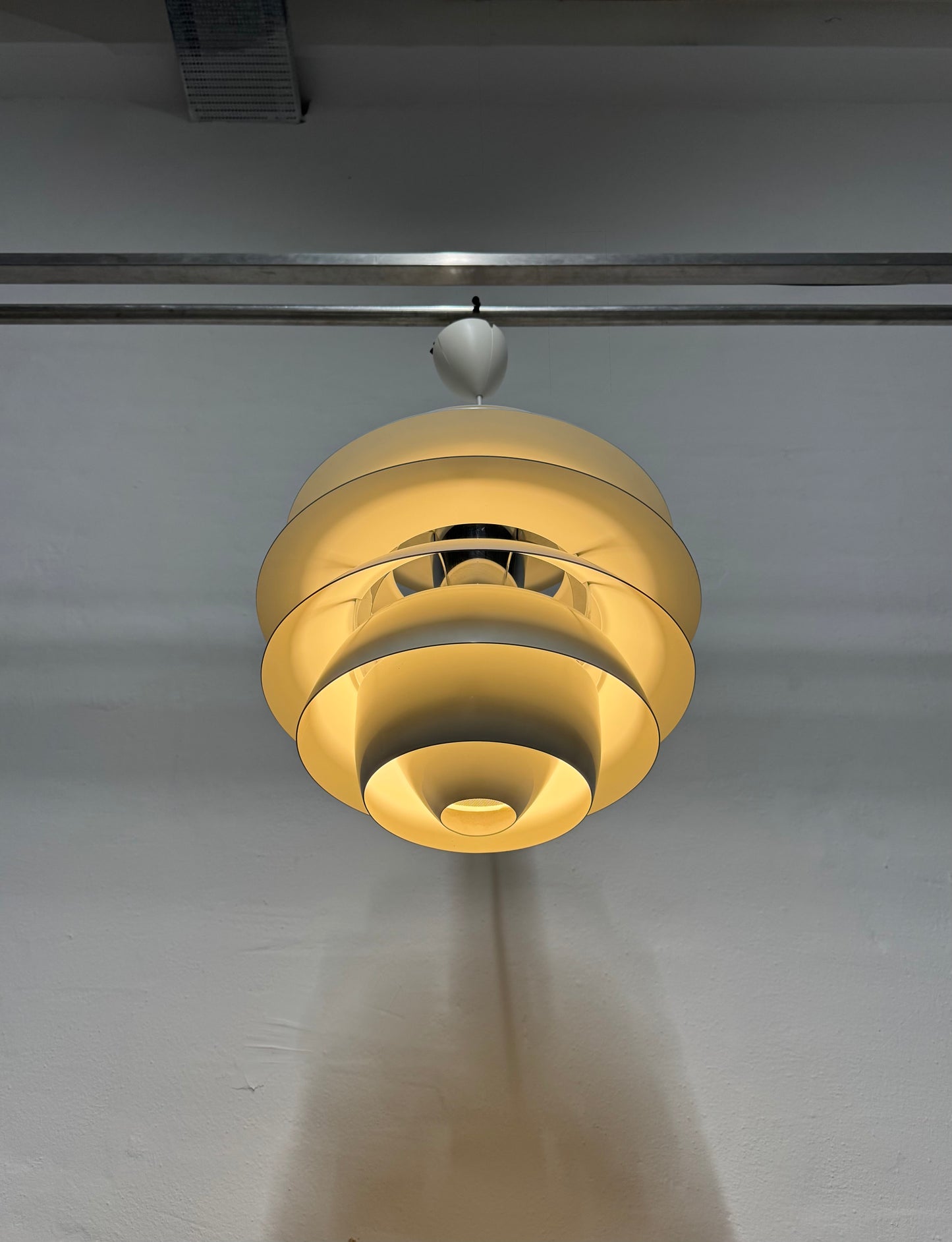 Poul Henningsen, PH “Snowball” Louis Poulsen.